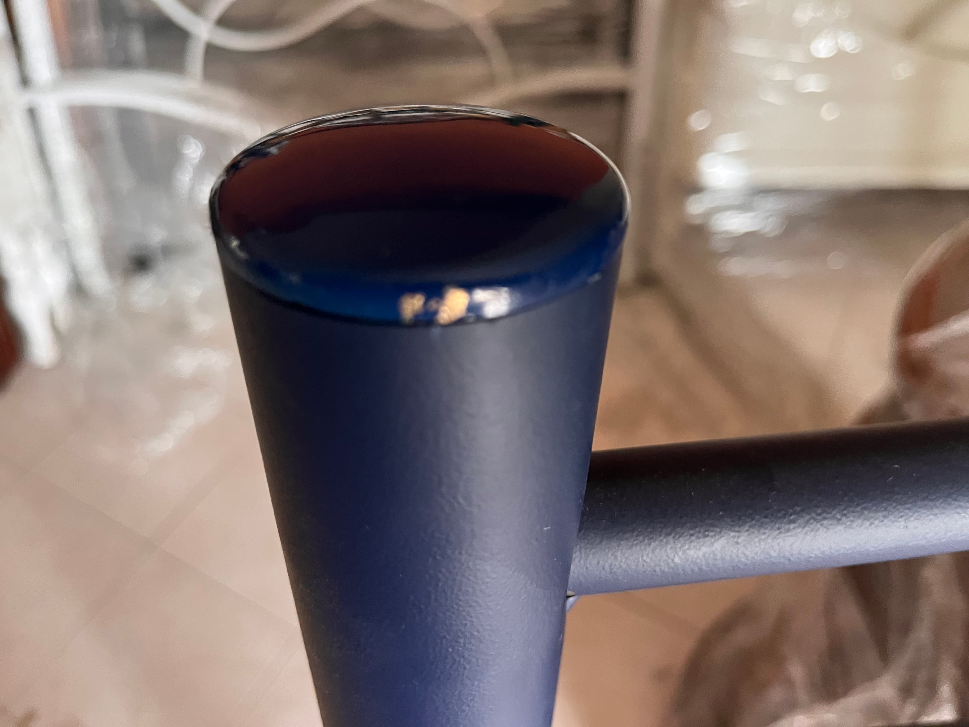 Cabeceira de cama de ferro azul — image 2