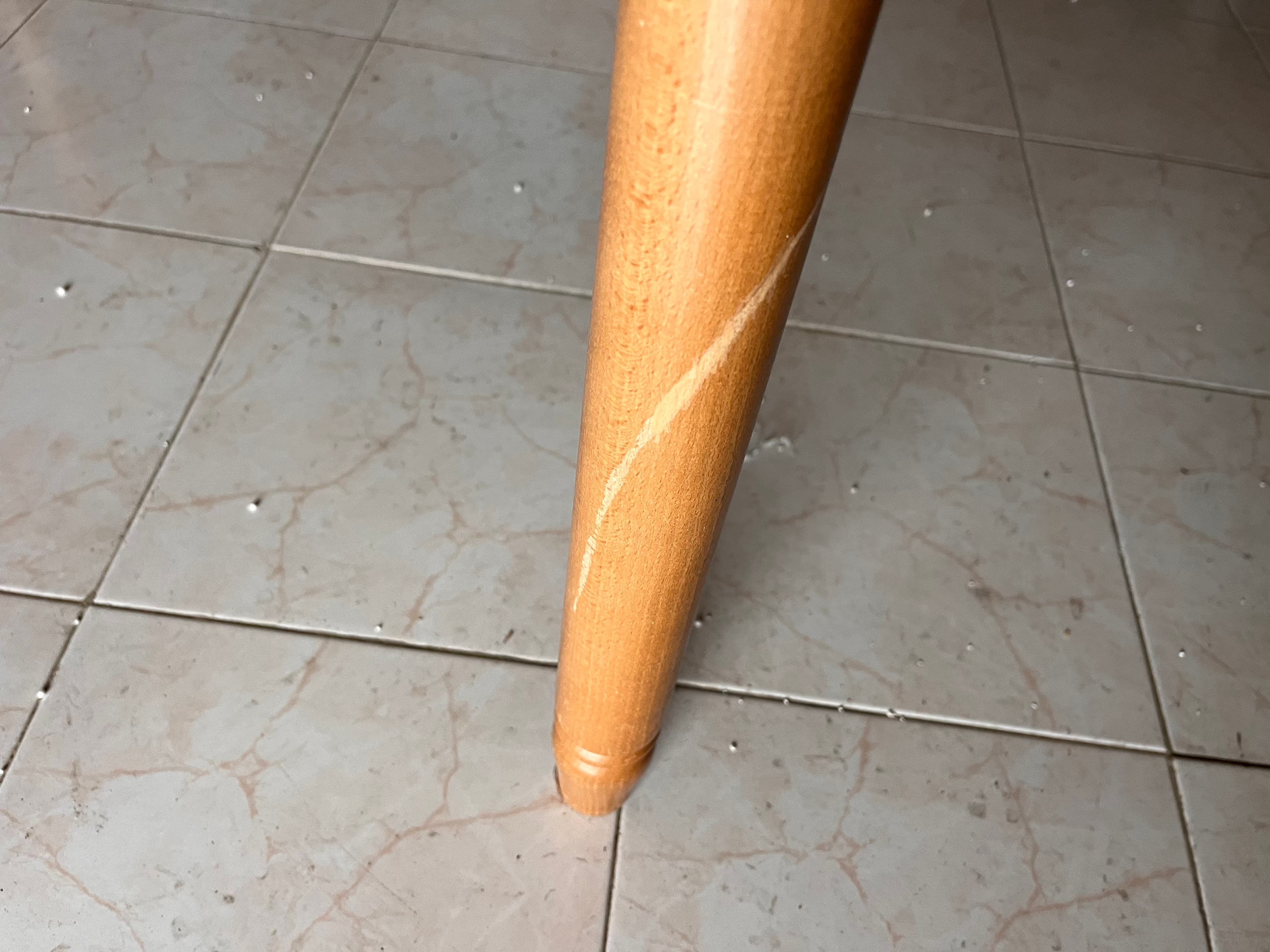 Mesa de madeira — imagem 3