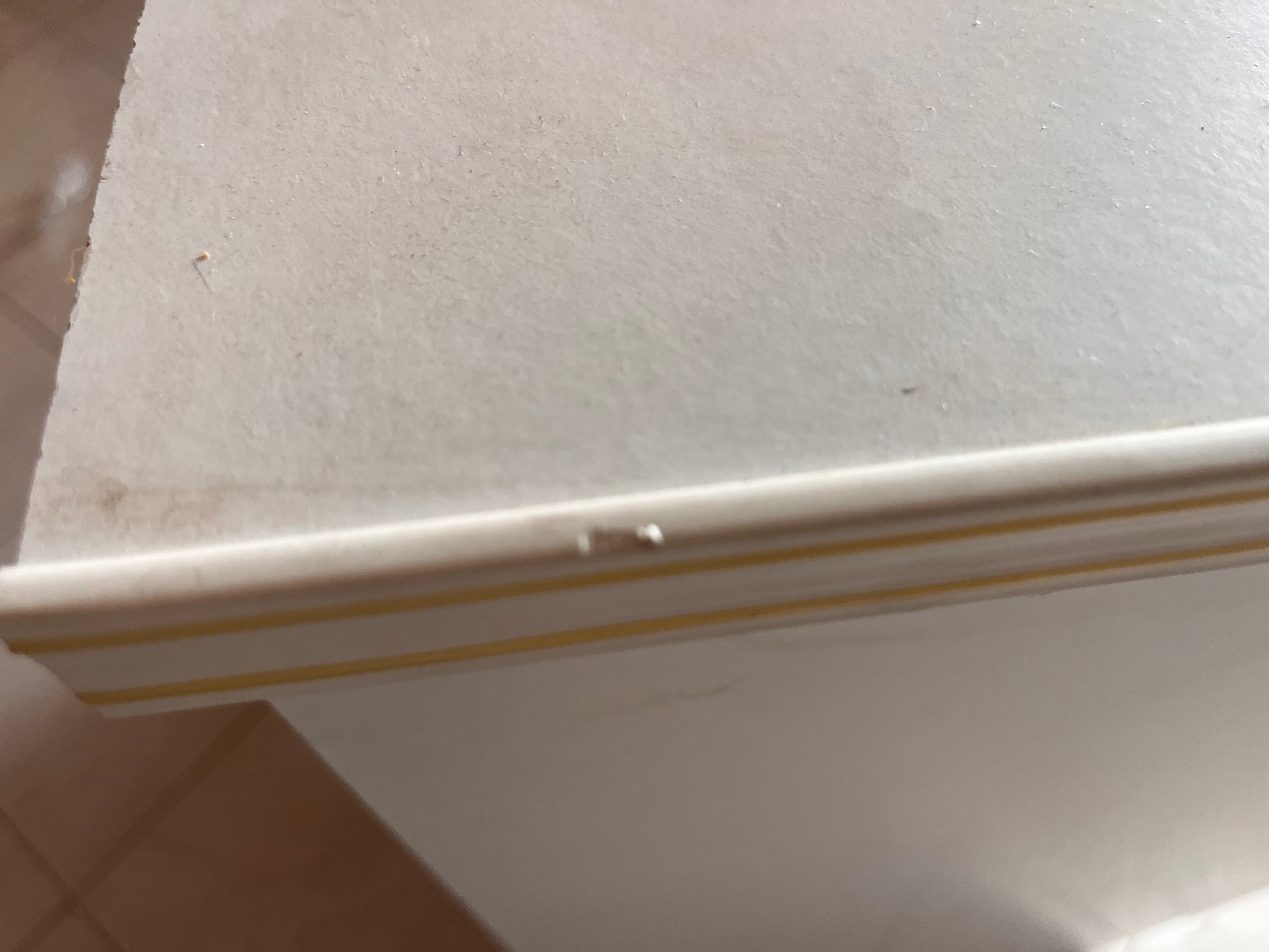 Mesinha de cabeceira em madeira — imagem 5