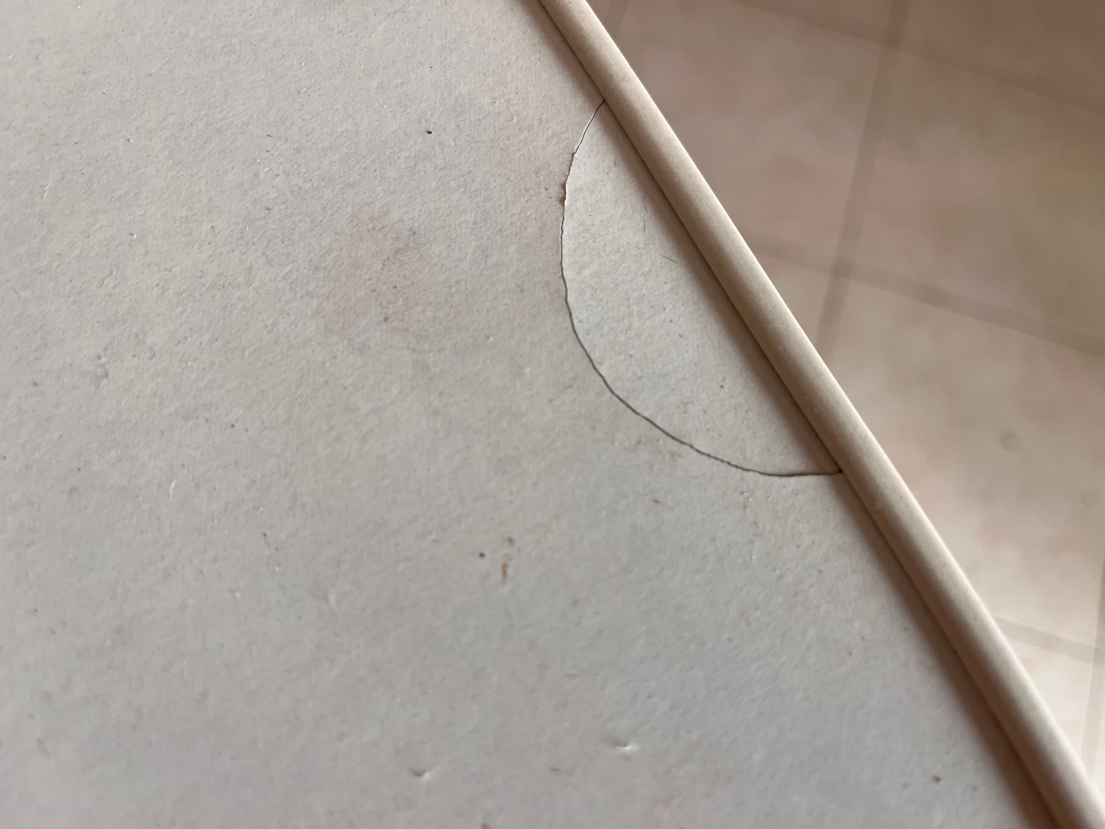 Mesinha de cabeceira em madeira — imagem 4