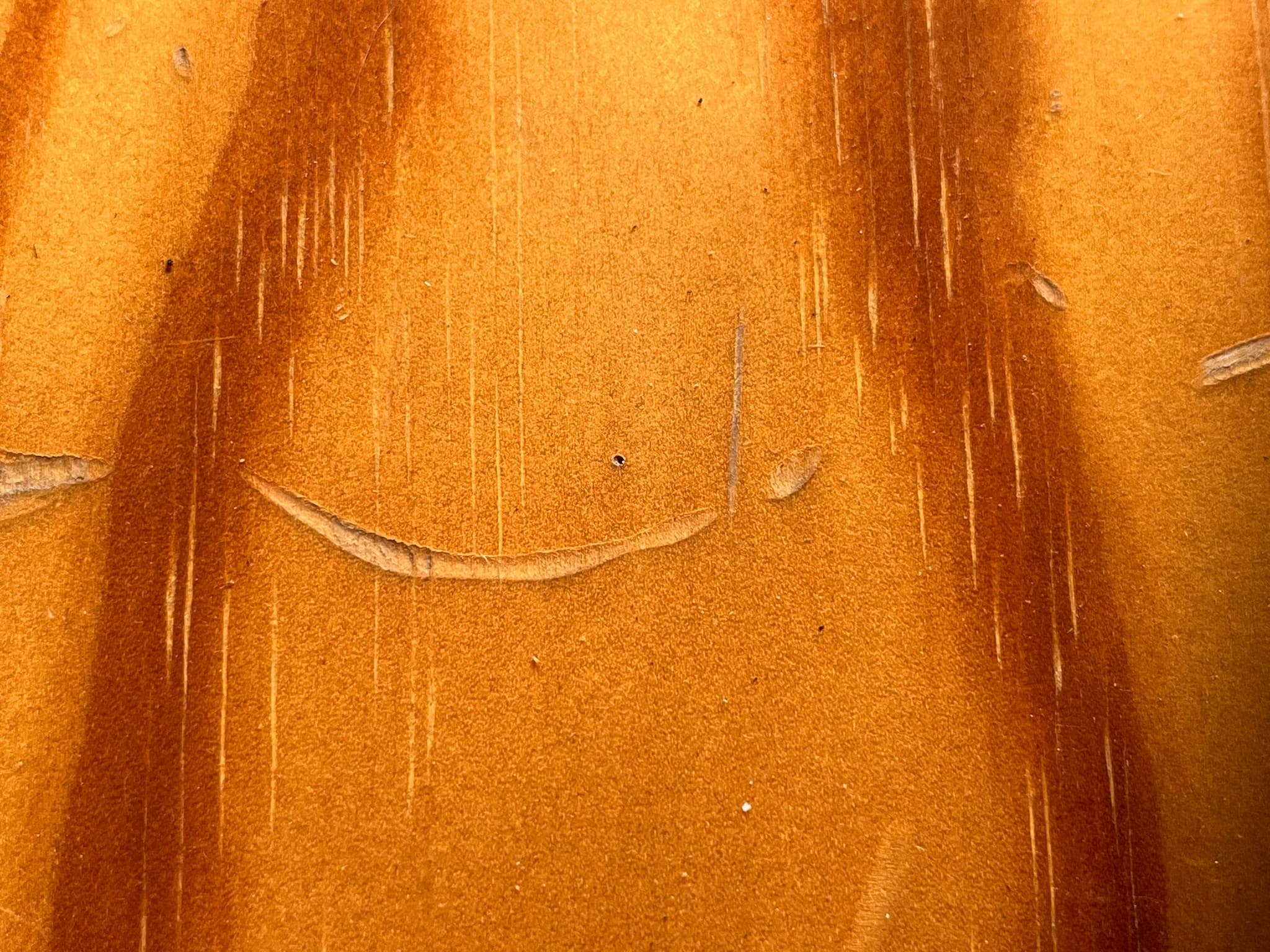 Mesa quadrada de madeira — imagen 3