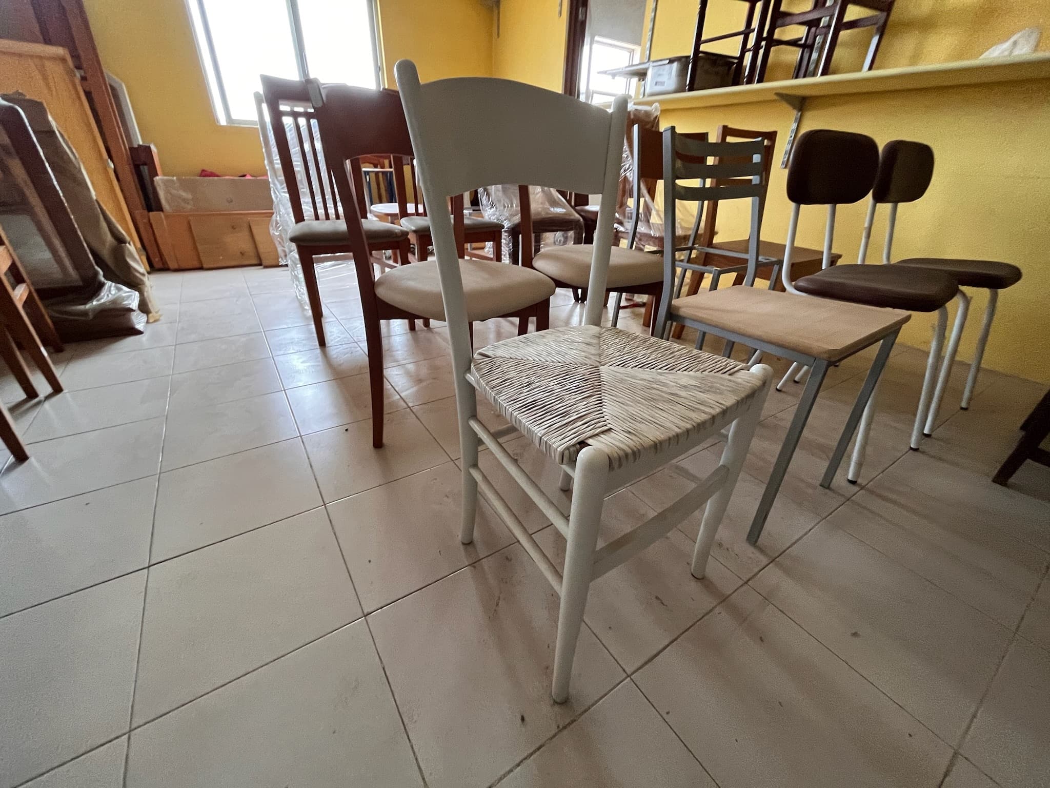 Lotes 1 a 35 · Cadeiras — imagen 28