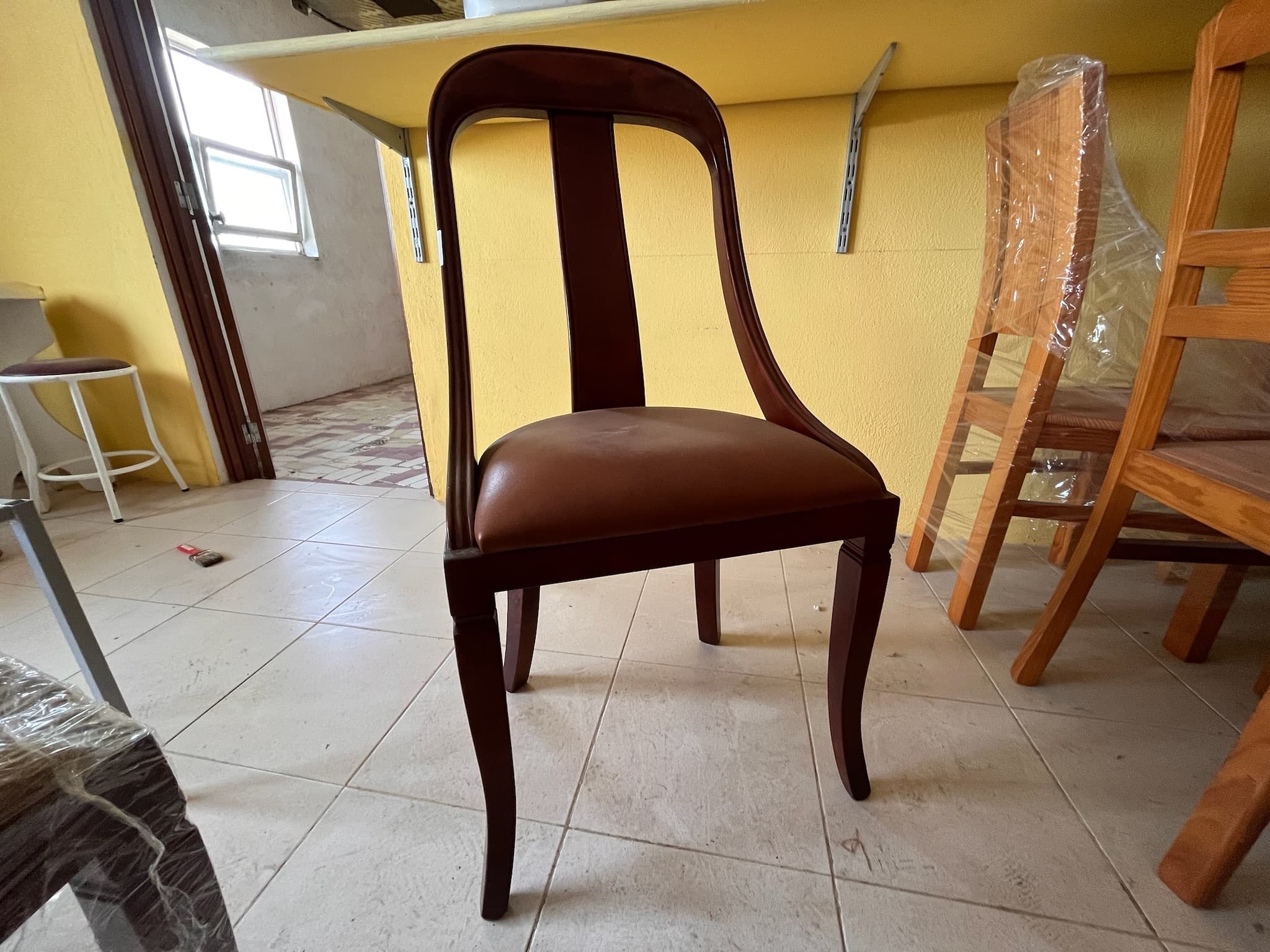 Lotes 1 a 35 · Cadeiras — imagen 38