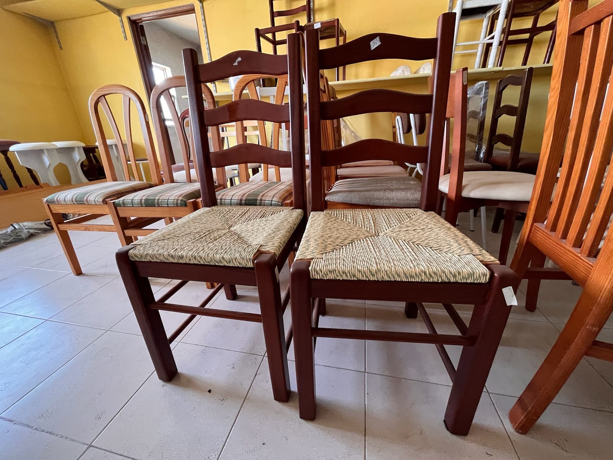 Lotes 1 a 35 · Cadeiras — imagen 50