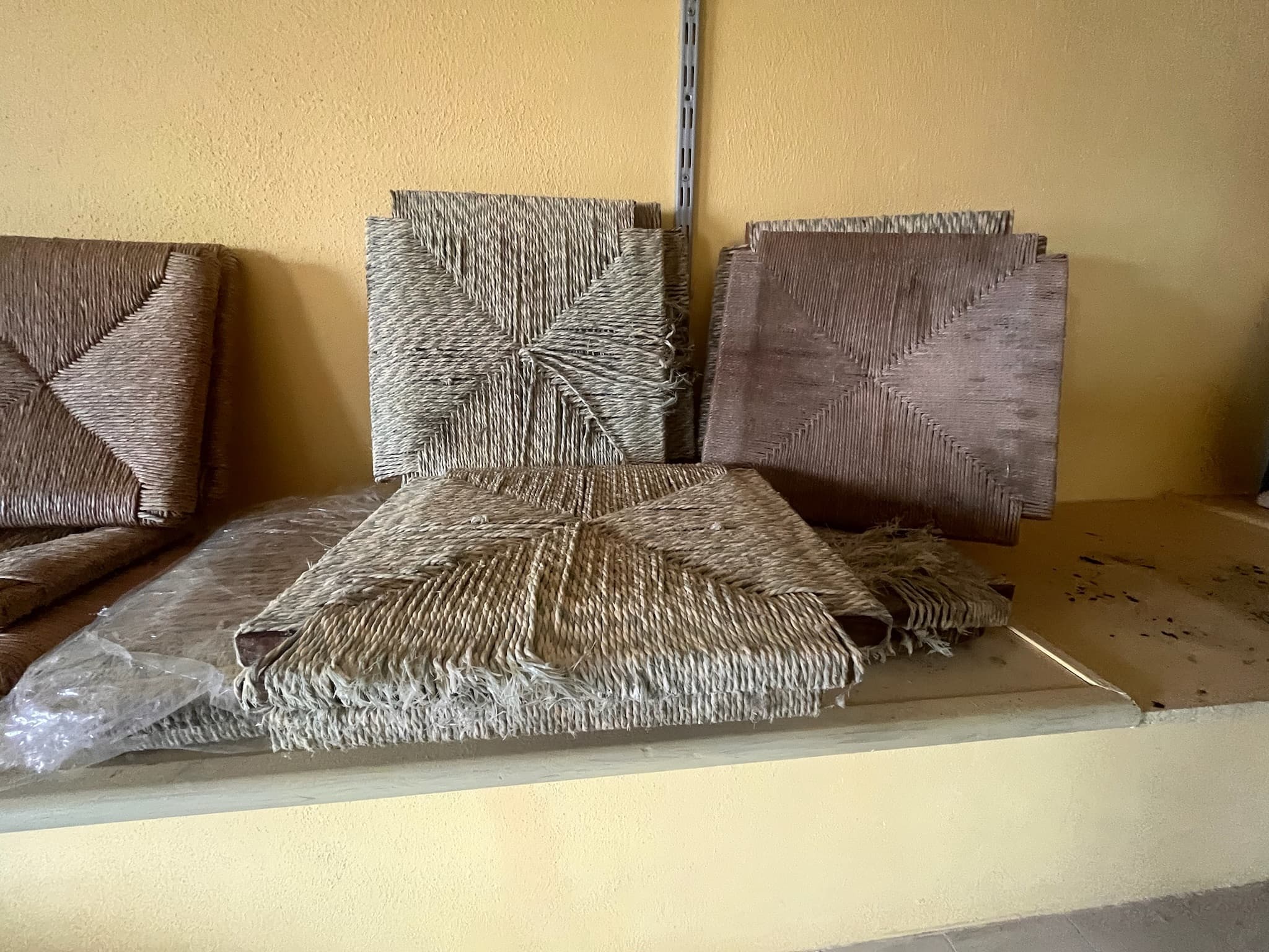 Lotes 36 a 70 · Mobiliário · Artigos de Decoração — imagem 28