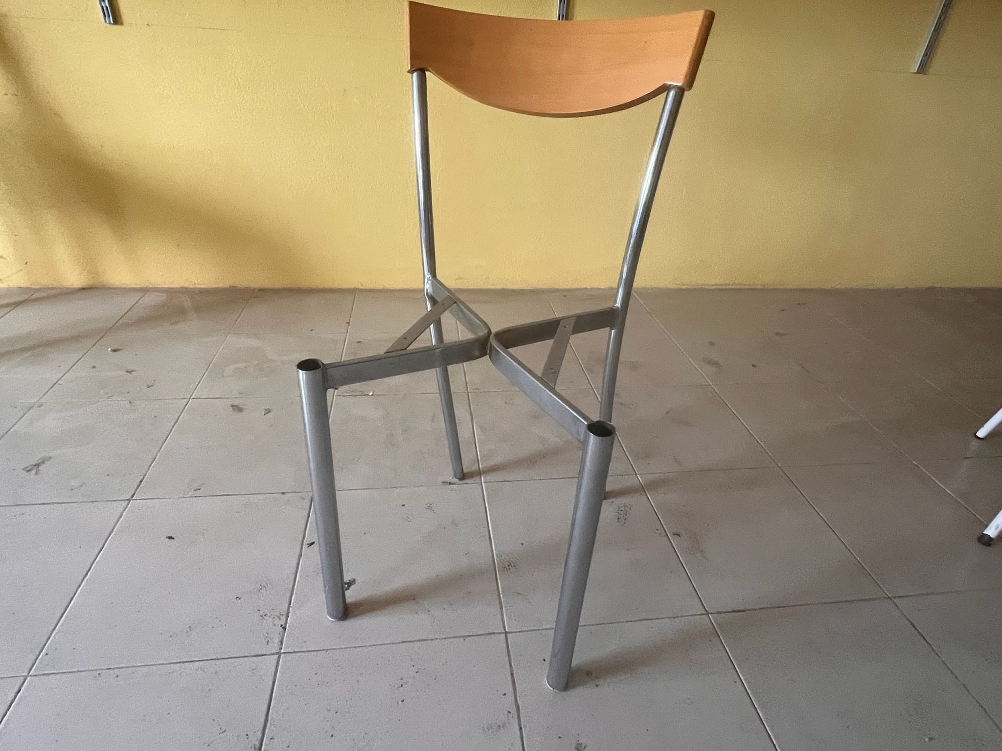 Lotes 36 a 70 · Mobiliário · Artigos de Decoração — imagem 18