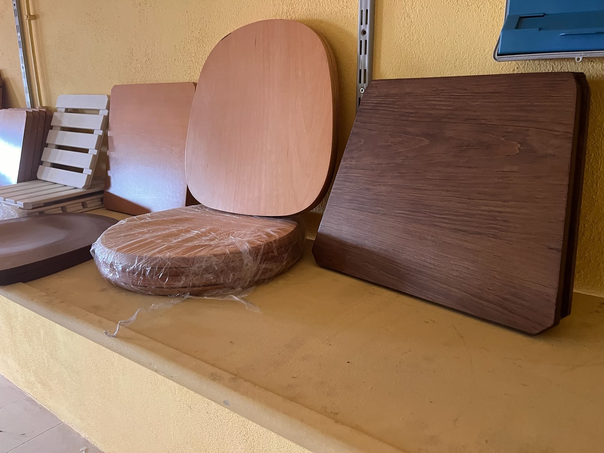 Lotes 36 a 70 · Mobiliário · Artigos de Decoração — imagem 8