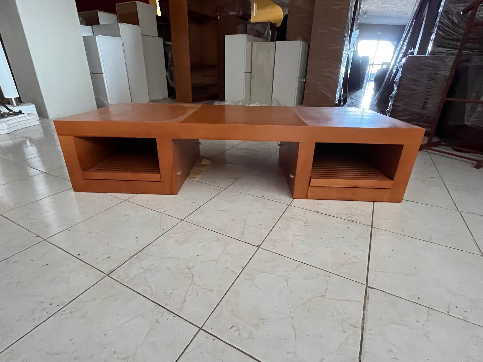 Lotes 141 a 175 · Mobiliário · Artigos de Decoração — imagen 19