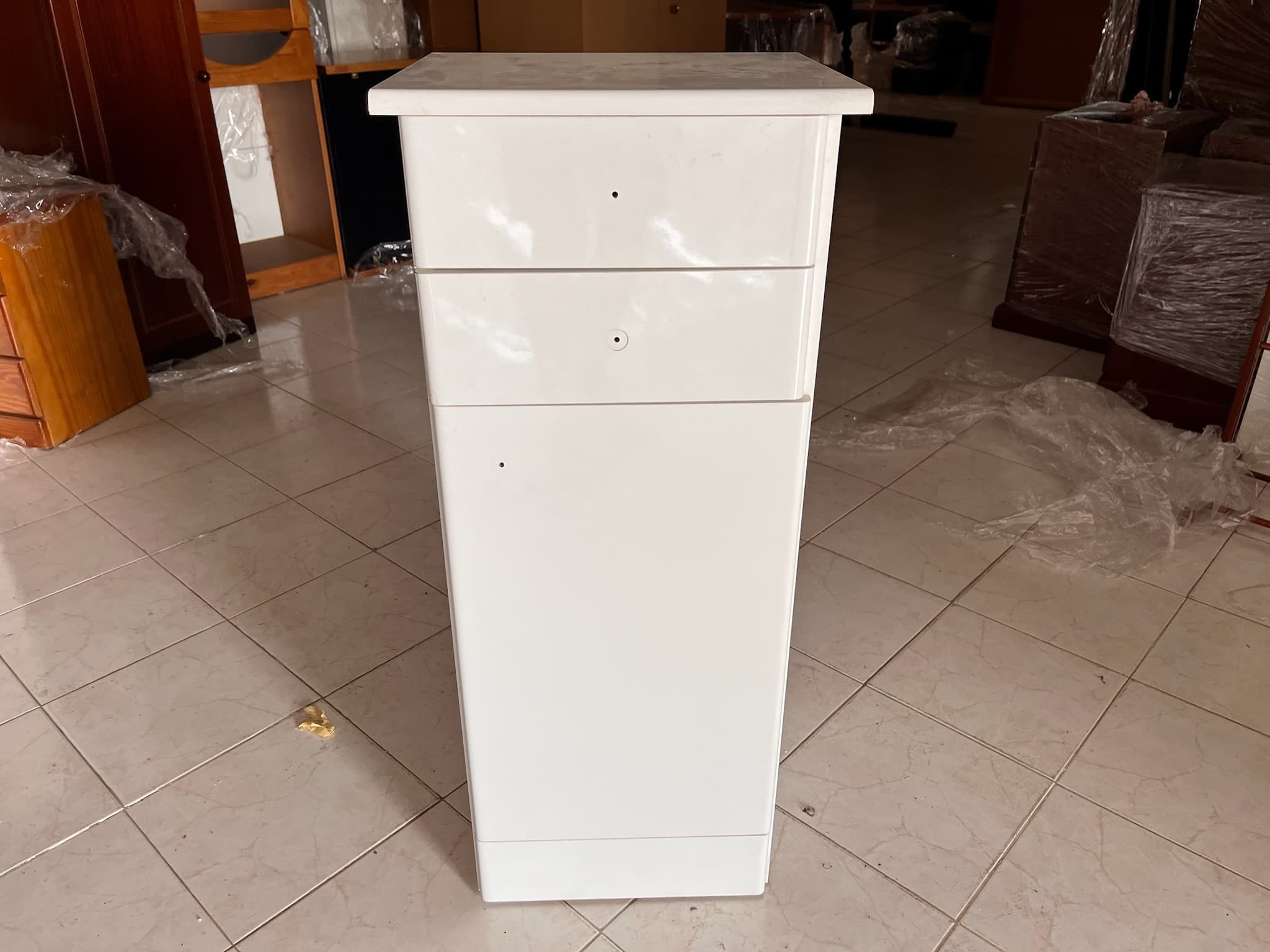 Lotes 176 a 210 · Mobiliário · Artigos de Decoração — imagem 12
