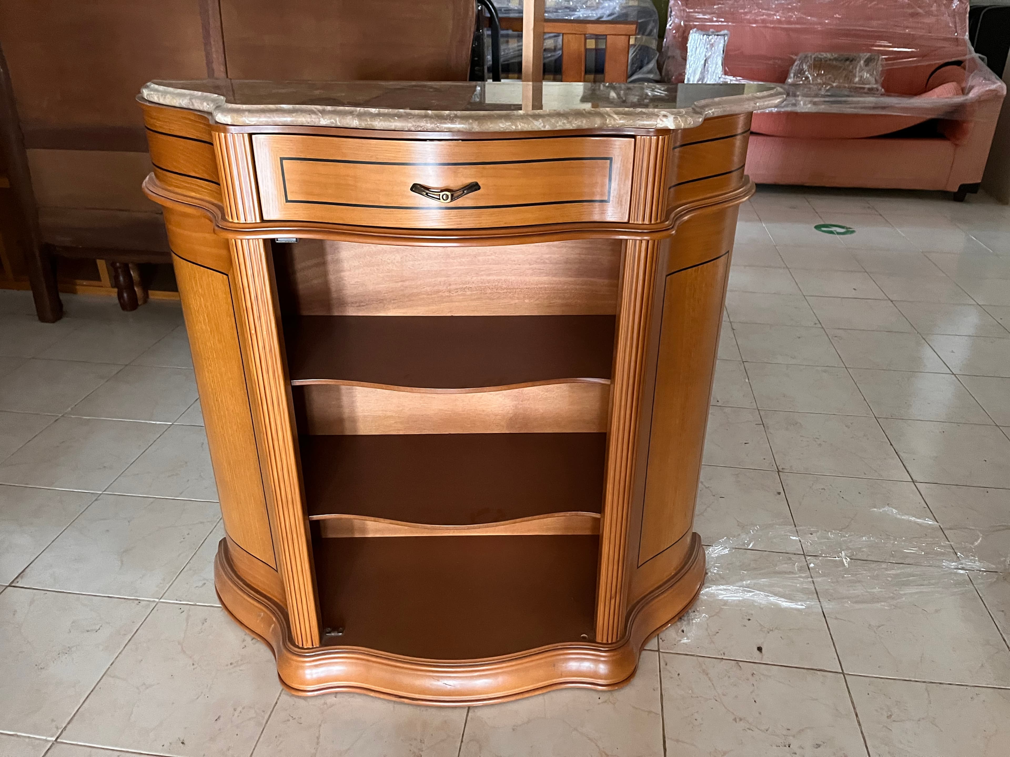 Lotes 211 a 245 · Mobiliário · Artigos de Decoração — imagem 32