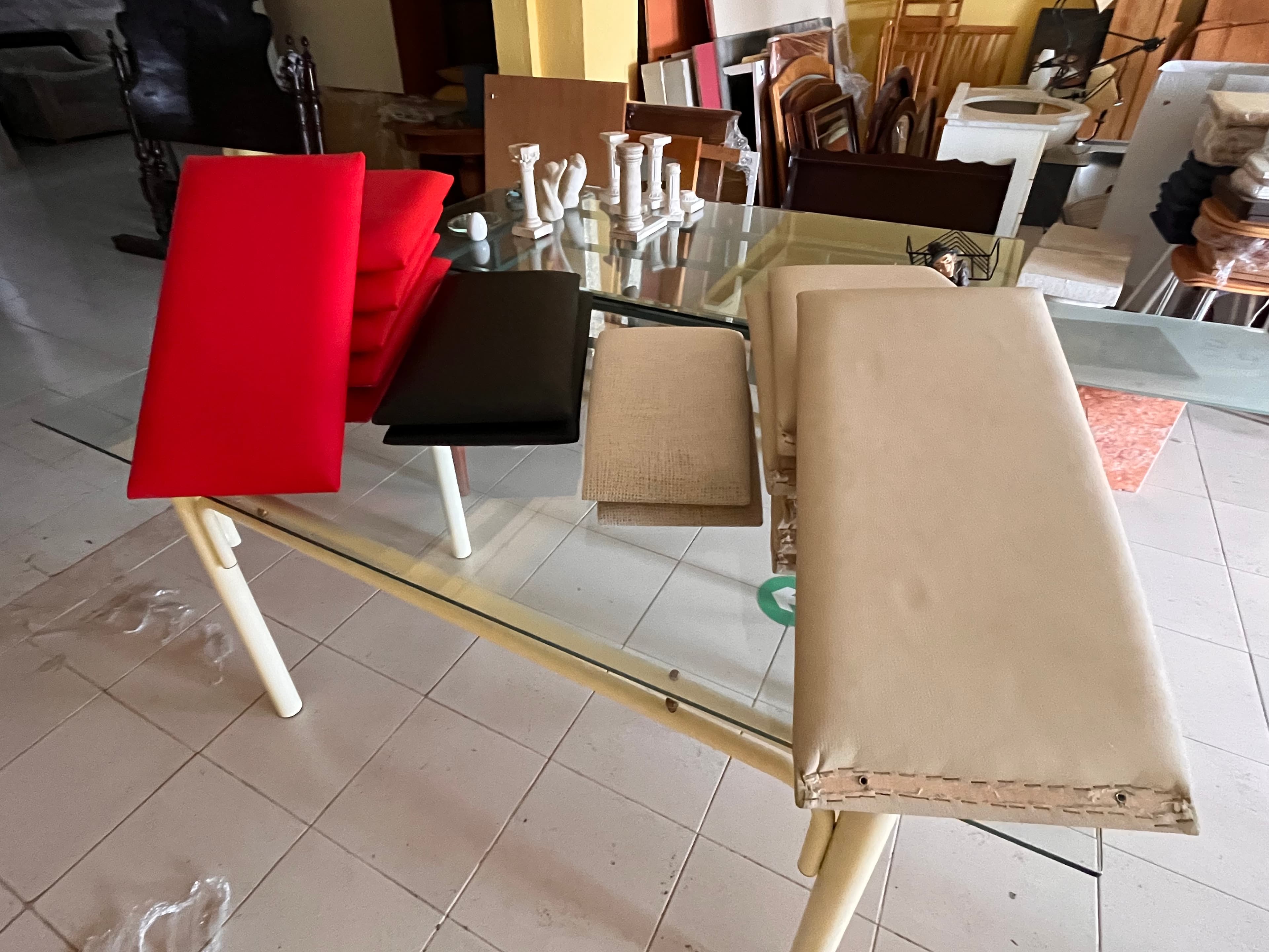 Lotes 211 a 245 · Mobiliário · Artigos de Decoração — imagem 8