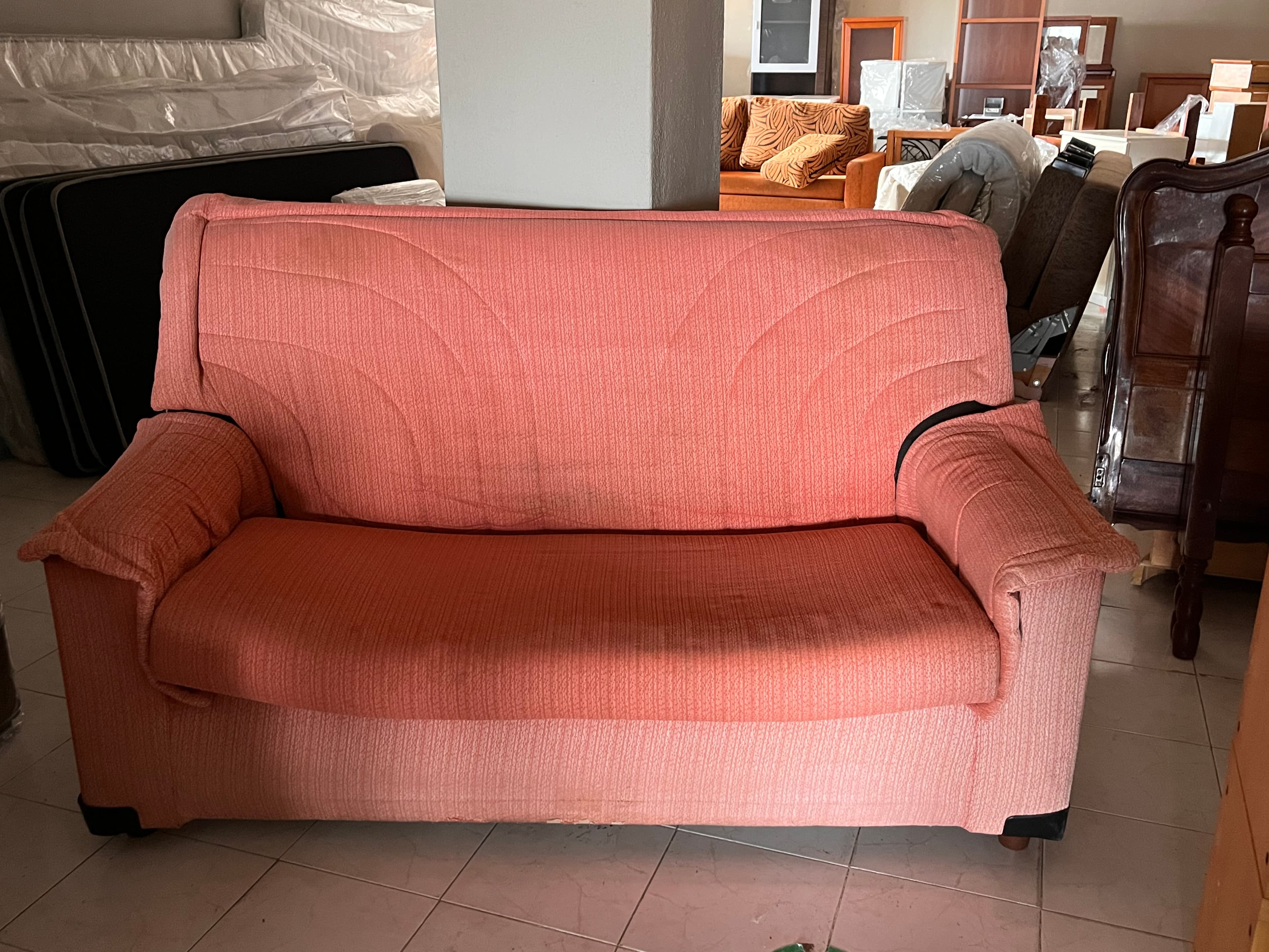 Lotes 246 a 280 · Mobiliário · Artigos de Decoração — image 9