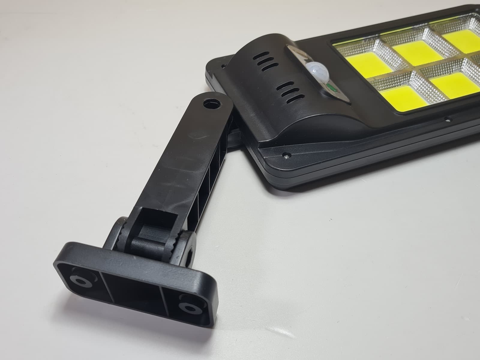 Candeeiro · Foco de Iluminação LED — imagen 2