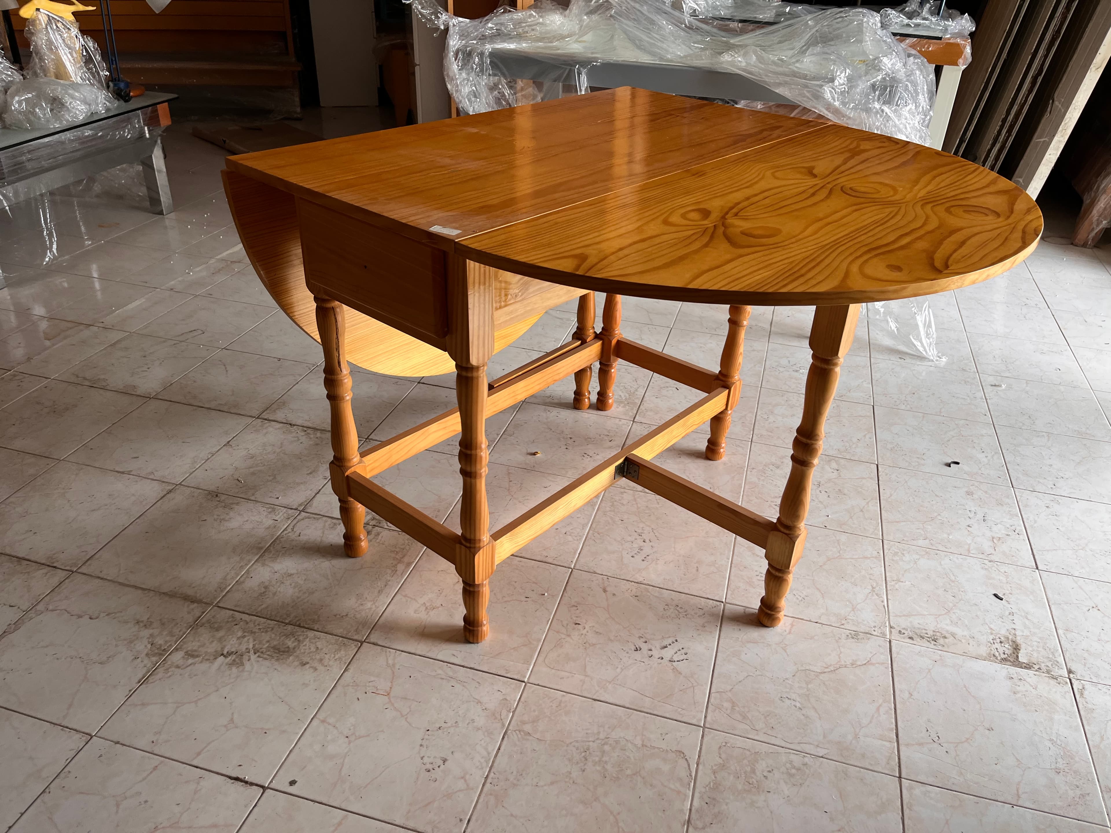 Lotes 316 a 350 · Mobiliário · Artigos de Decoração — imagem 32