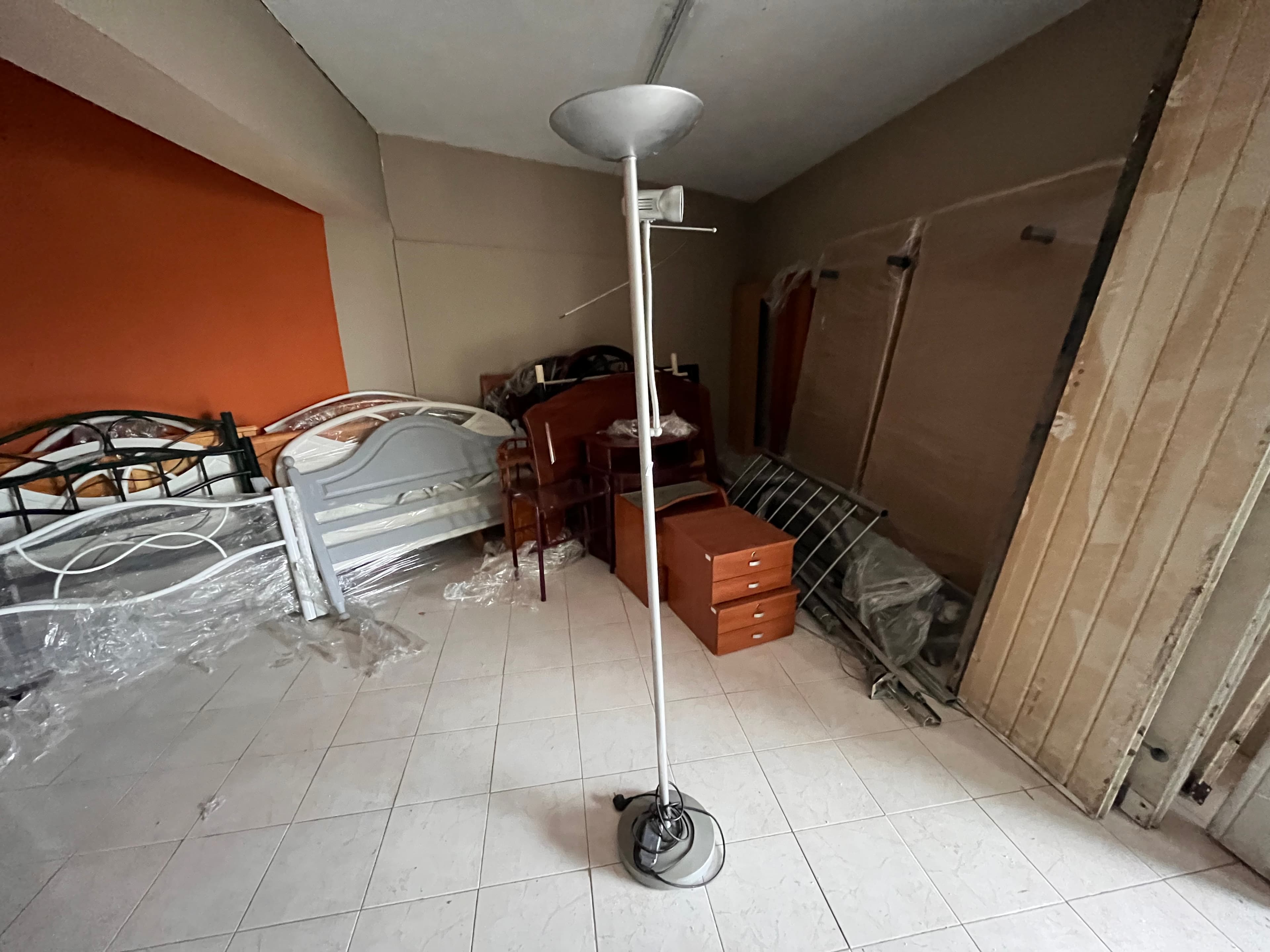 Lotes 316 a 350 · Mobiliário · Artigos de Decoração — imagem 14