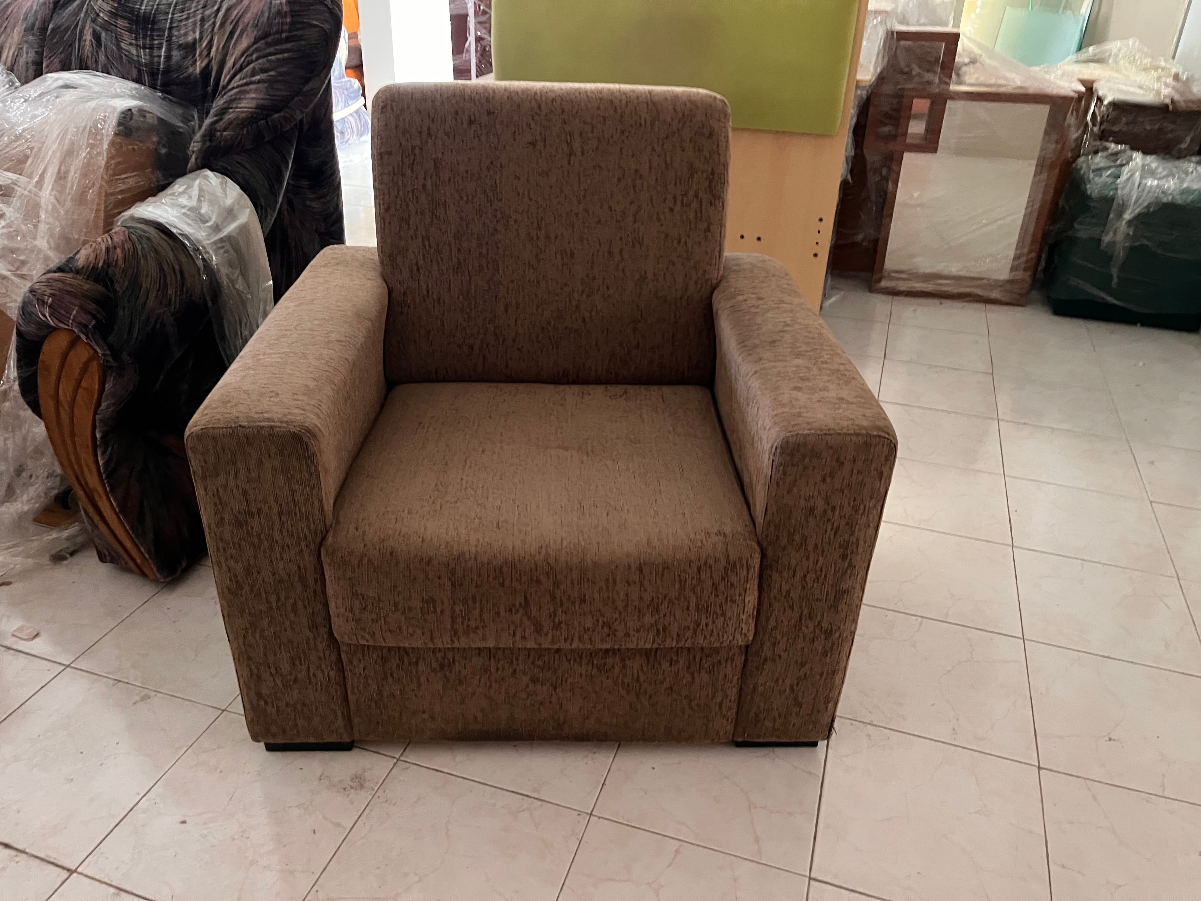 Lotes 386 a 420 · Mobiliário · Artigos de Decoração — imagen 25