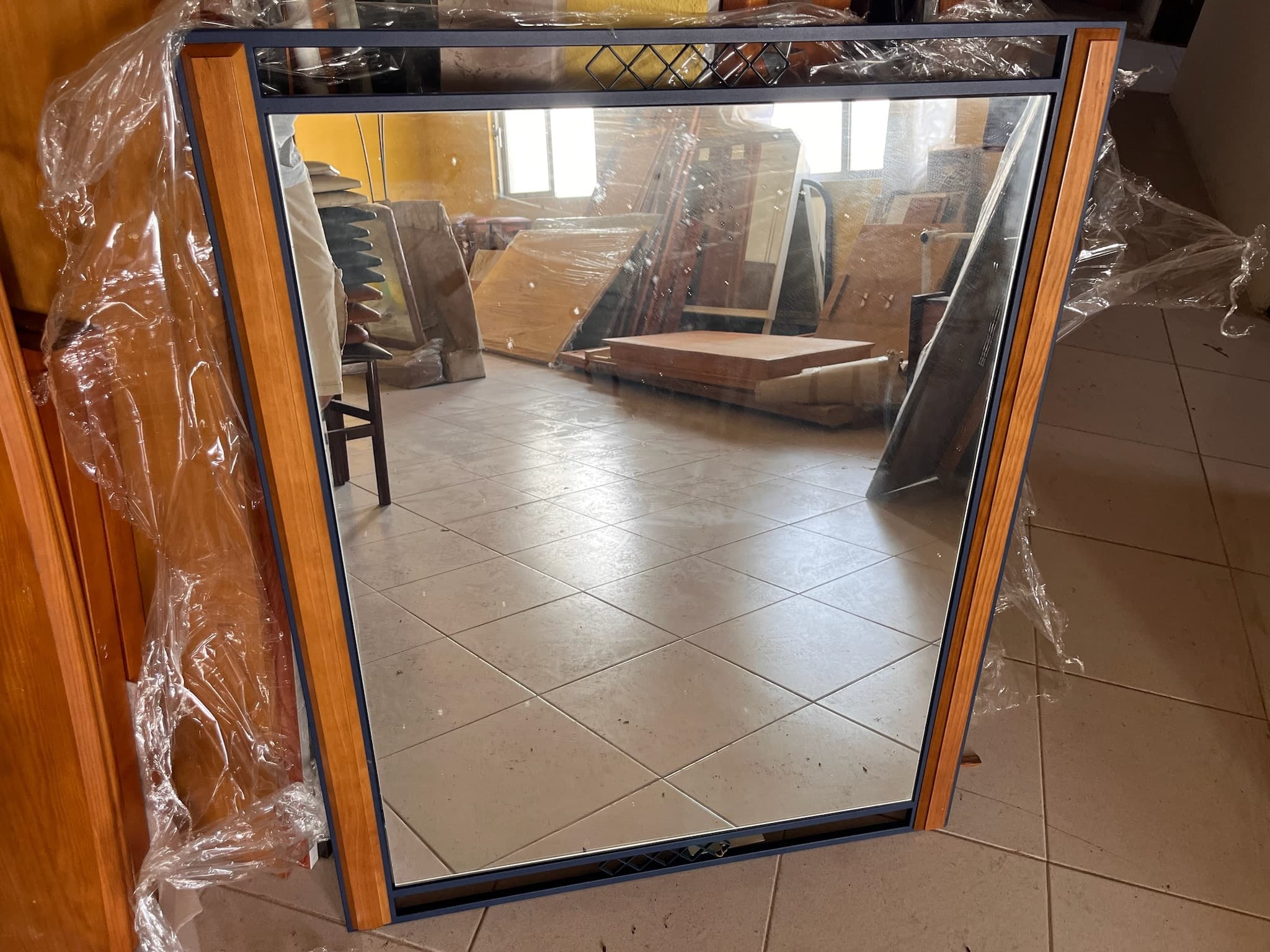 Lotes 421 a 455 · Mobiliário · Artigos de Decoração — imagen 27