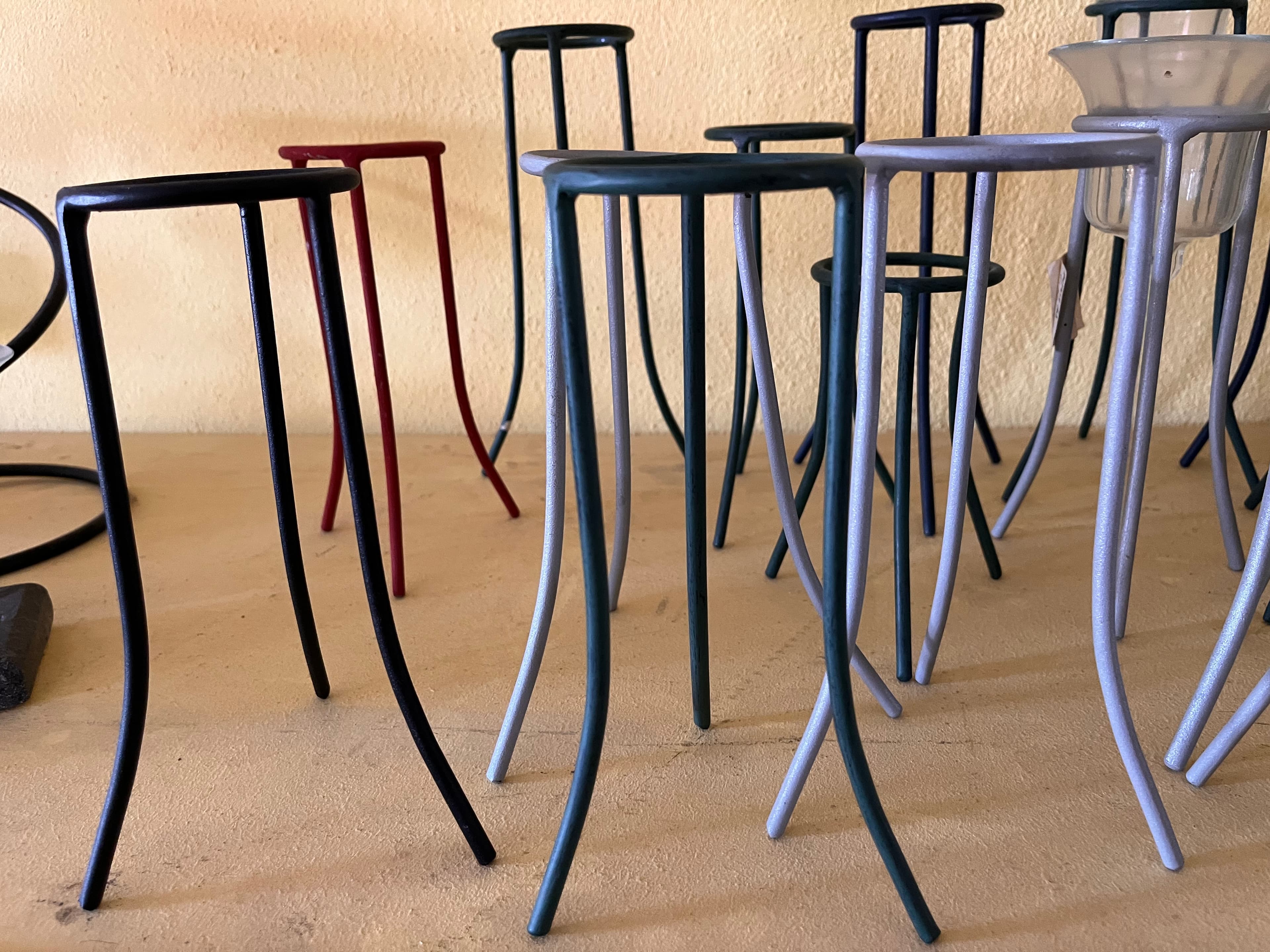 Lotes 421 a 455 · Mobiliário · Artigos de Decoração — imagen 26