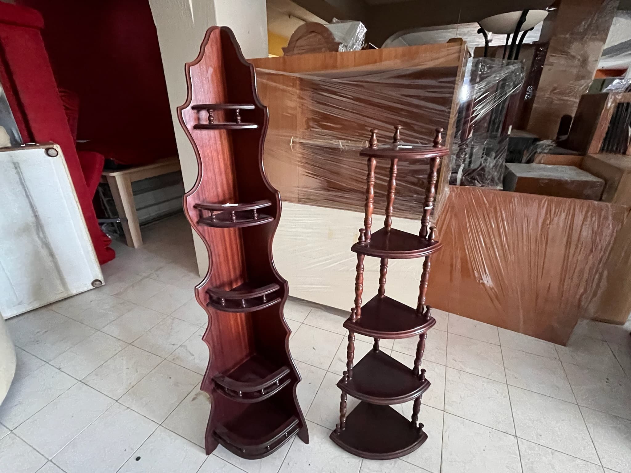 Lotes 666 a 681 · Mobiliário · Artigos de Decoração — image 22