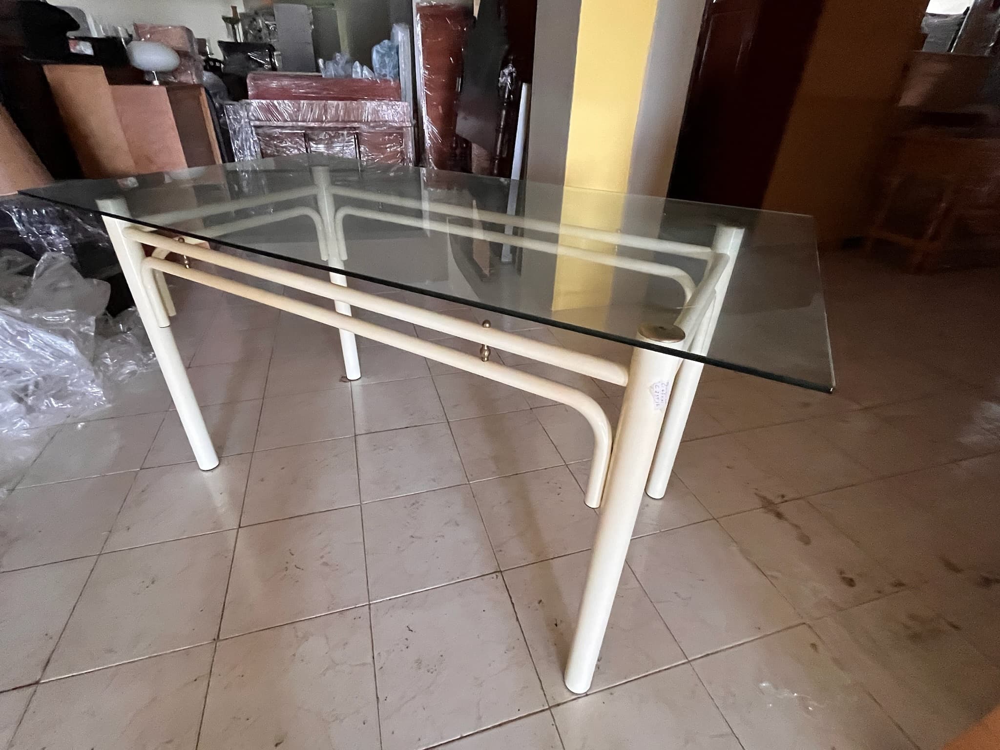Lotes 666 a 681 · Mobiliário · Artigos de Decoração — image 20