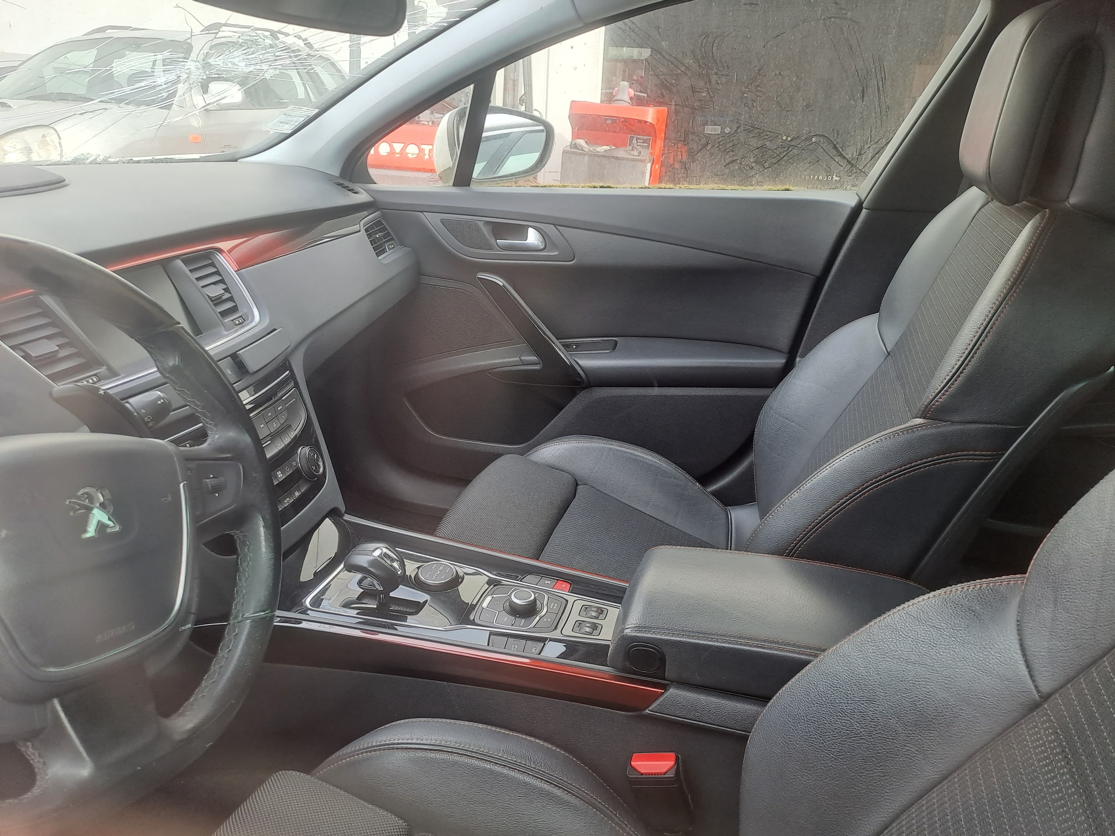 Peugeot 508 2.0 HDi RXH Hybrid4 · Ano 2013 — imagem 20