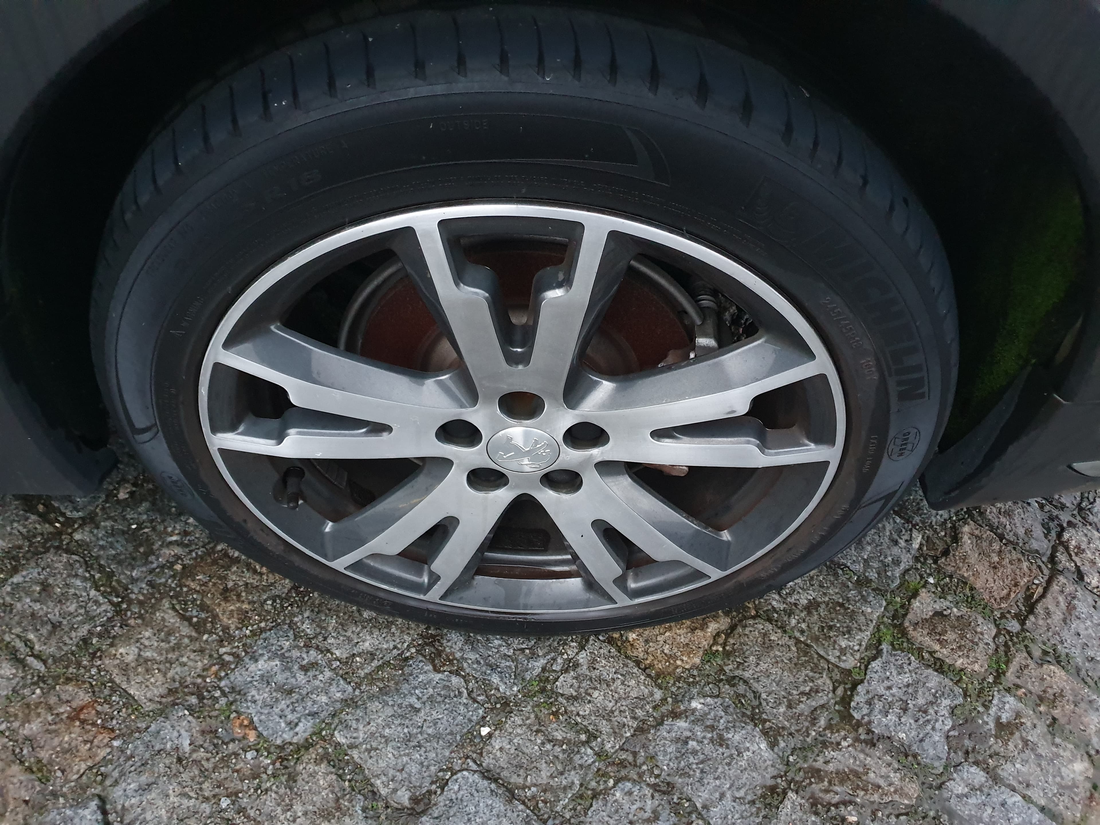 Peugeot 508 2.0 HDi RXH Hybrid4 · Ano 2013 — imagem 15