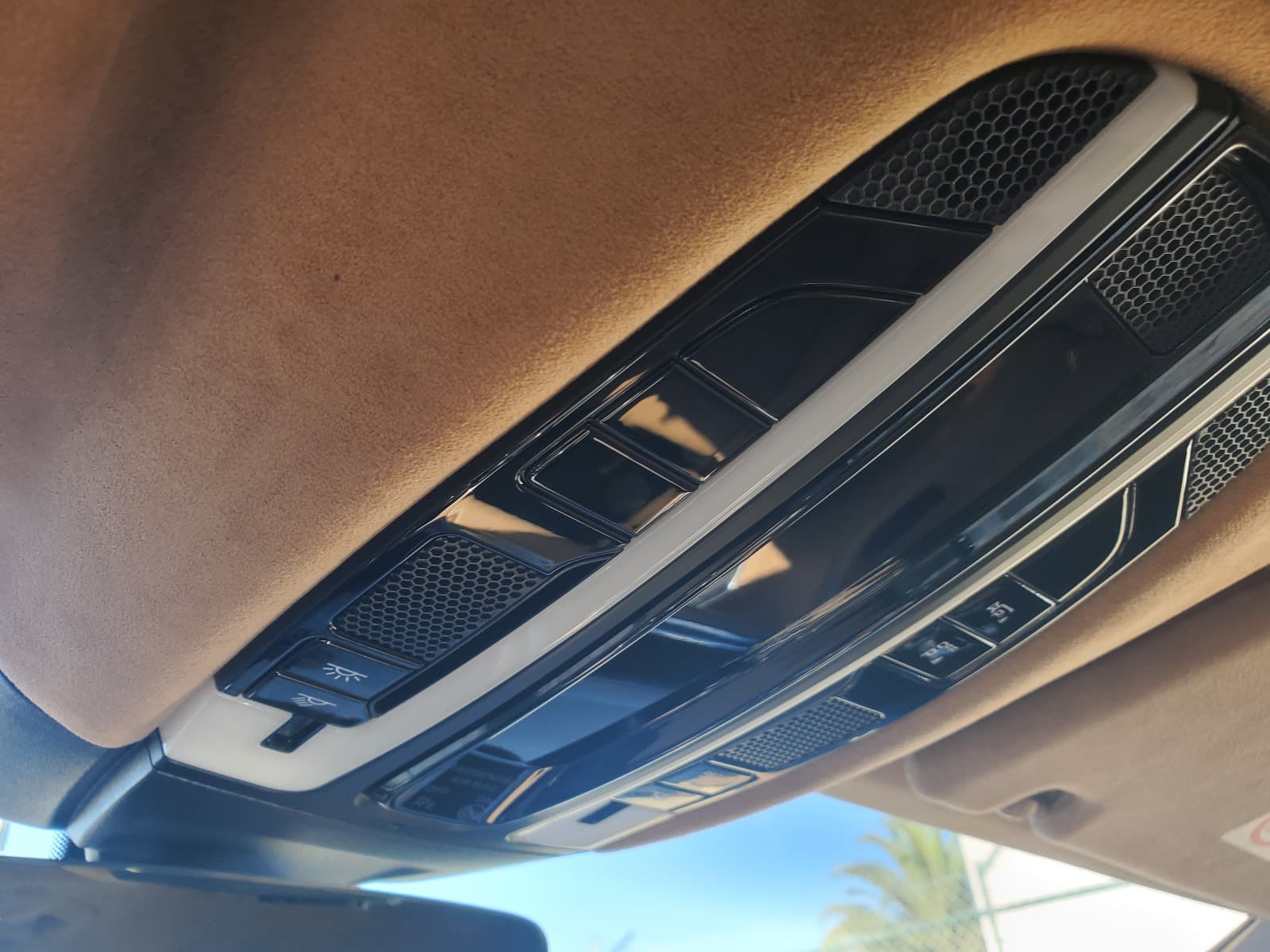 Porsche Panamera Turbo S E-Híbrido Sport Turismo · Ano 2021 — imagem 56
