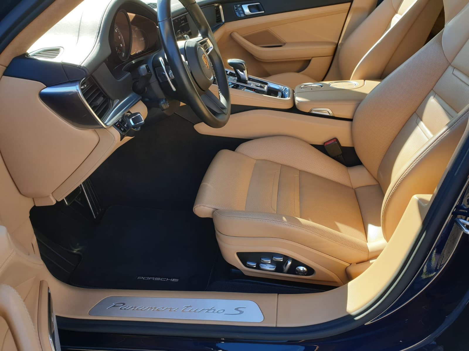 Porsche Panamera Turbo S E-Híbrido Sport Turismo · Ano 2021 — imagem 41