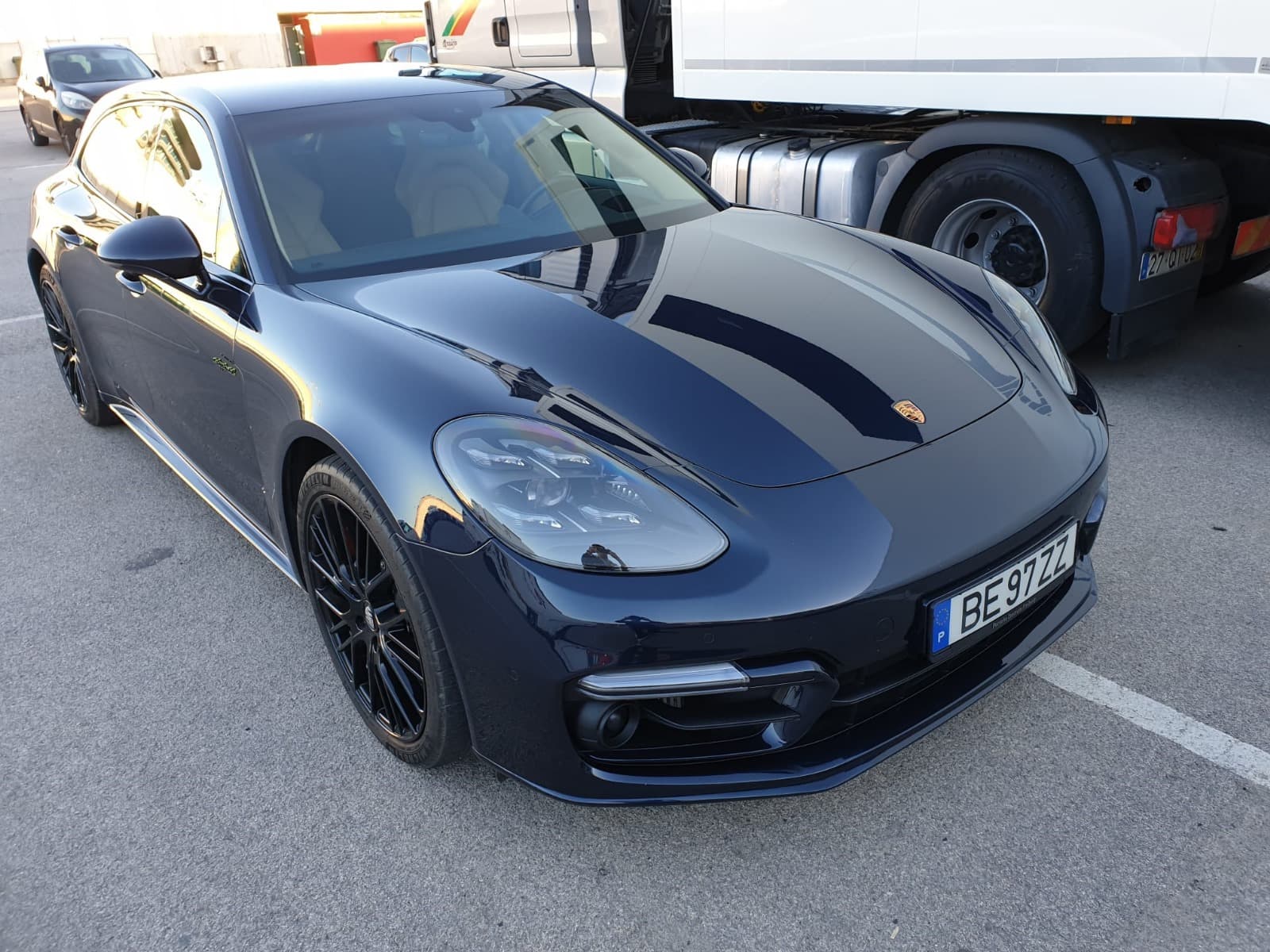 Porsche Panamera Turbo S E-Híbrido Sport Turismo · Ano 2021 — imagem 8