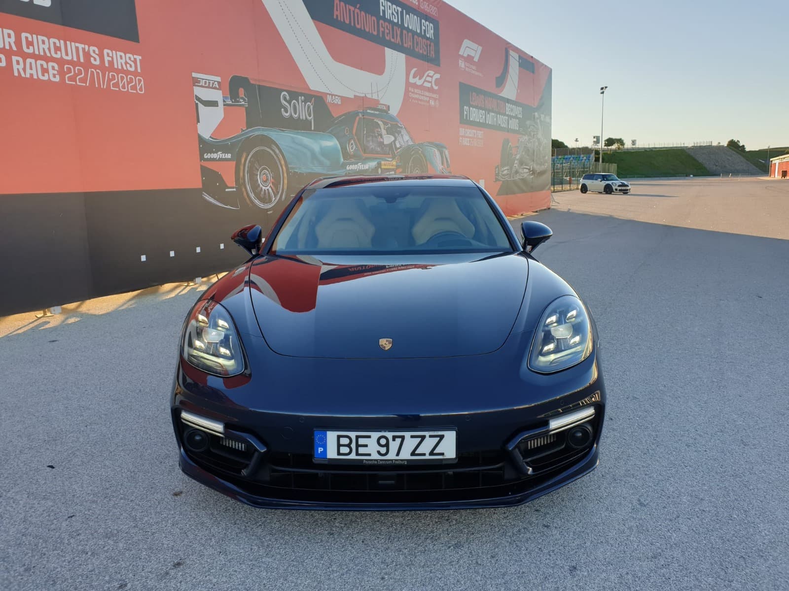 Porsche Panamera Turbo S E-Híbrido Sport Turismo · Ano 2021 — imagem 7