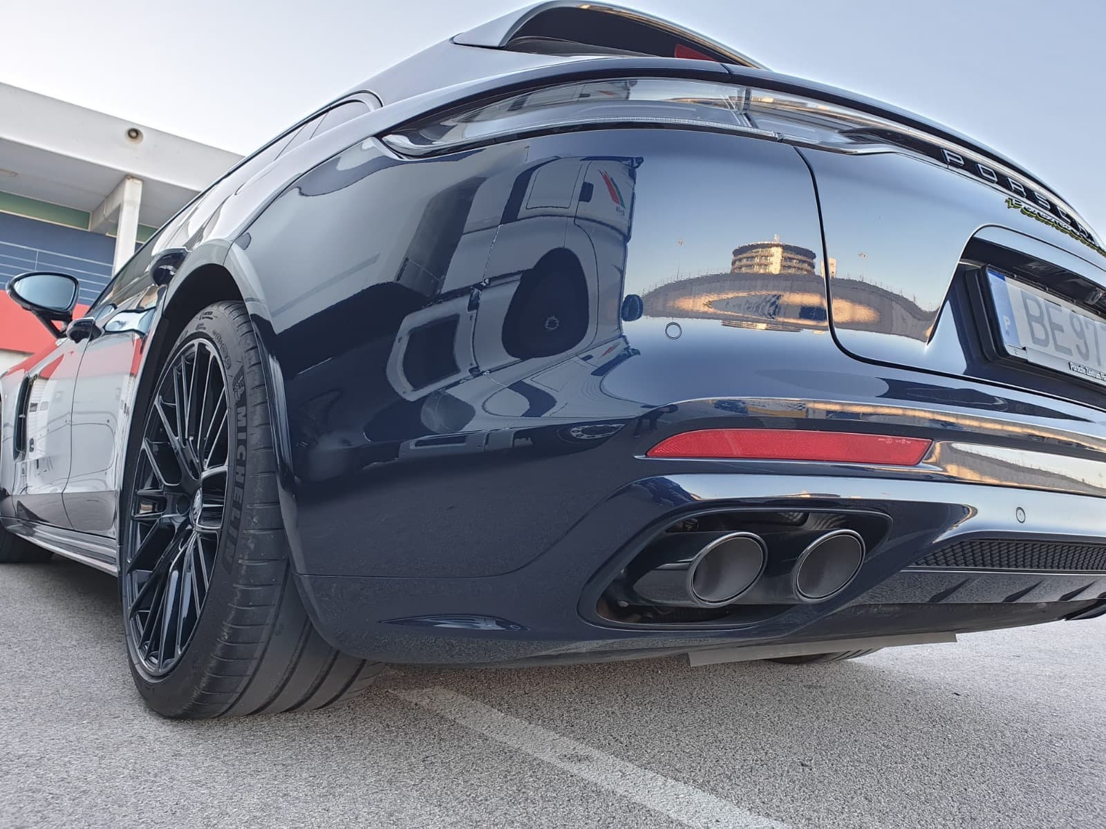 Porsche Panamera Turbo S E-Híbrido Sport Turismo · Ano 2021 — imagem 26