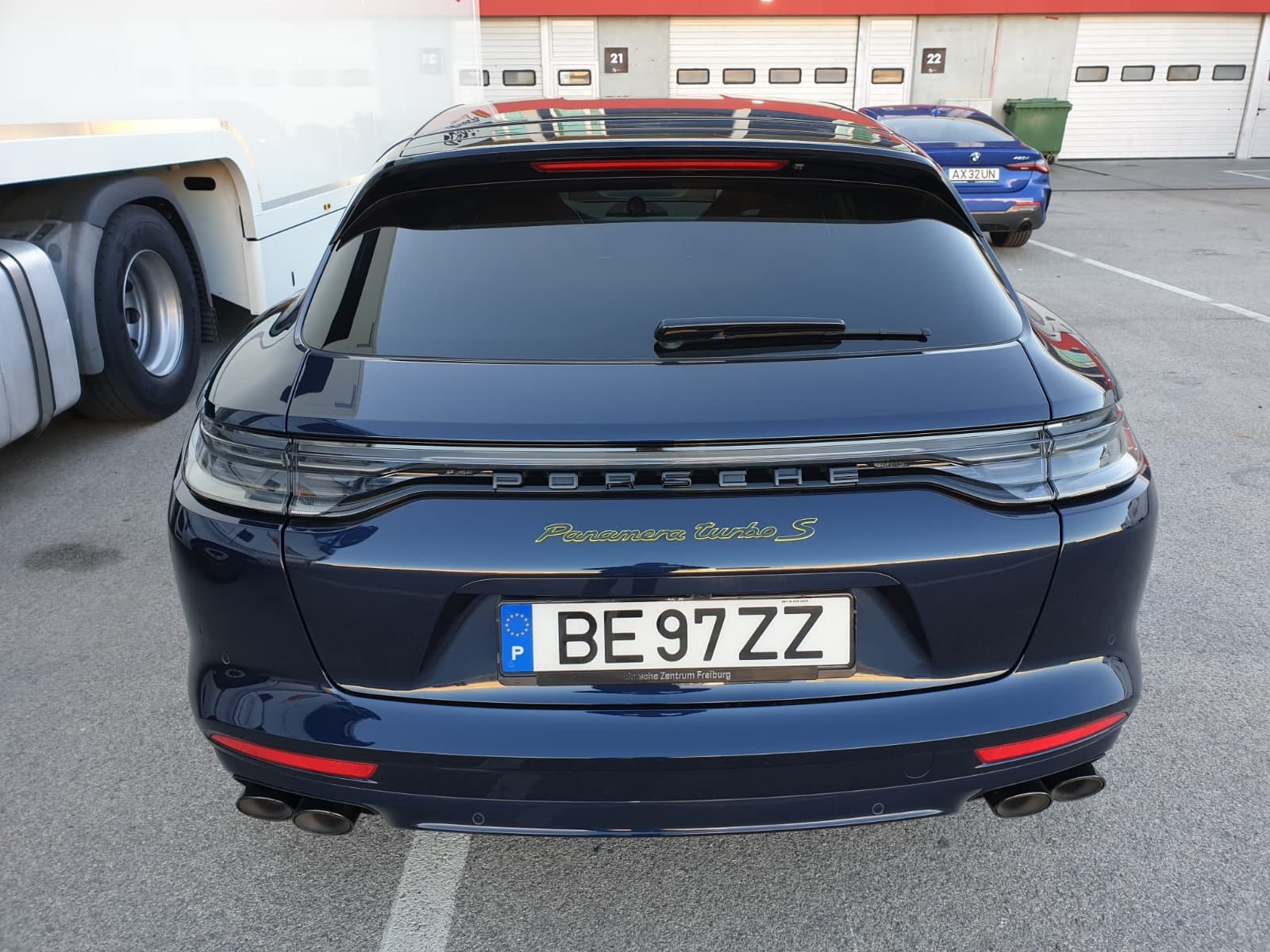 Porsche Panamera Turbo S E-Híbrido Sport Turismo · Ano 2021 — imagem 13