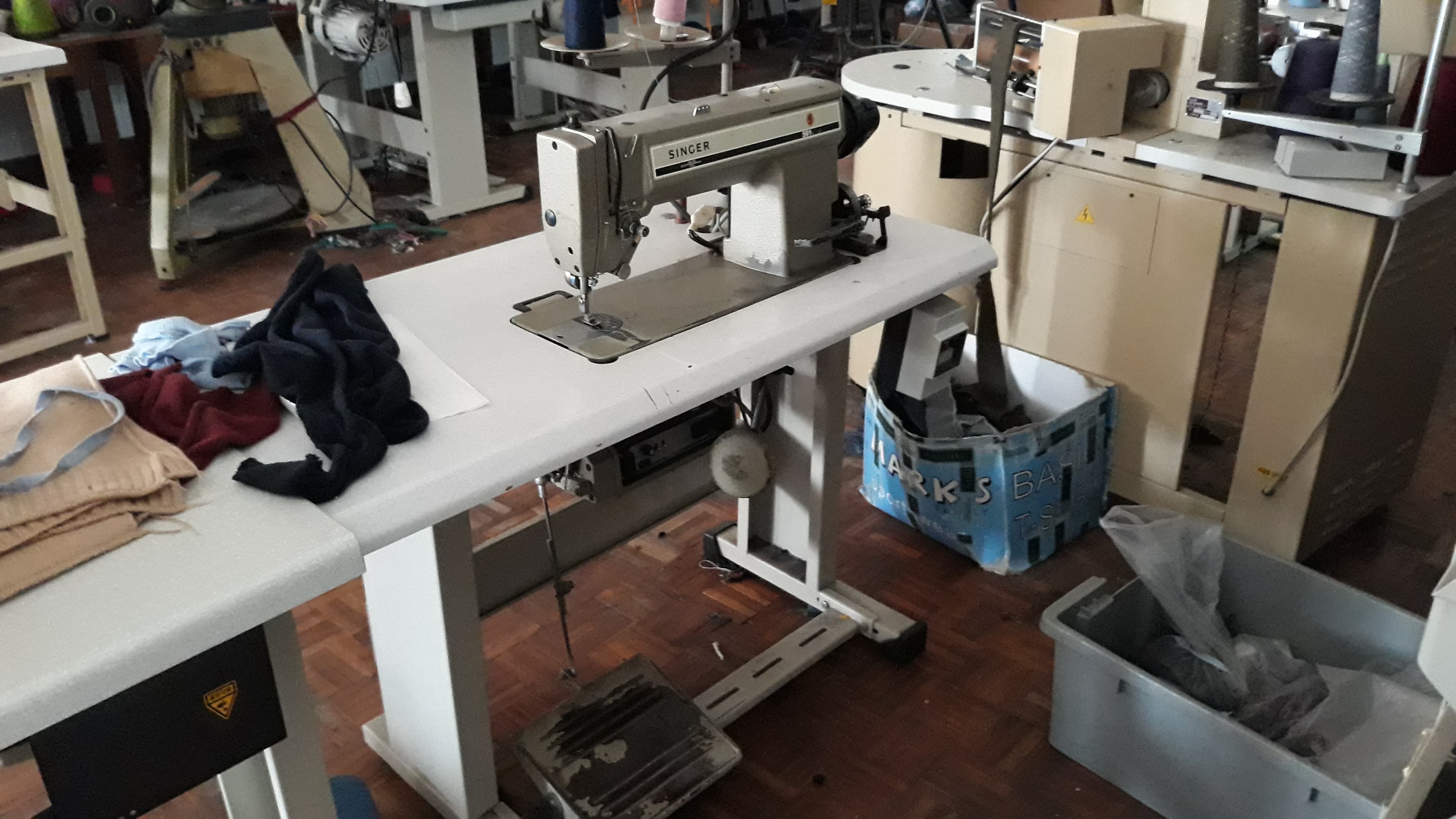 Máquina de alinhavar