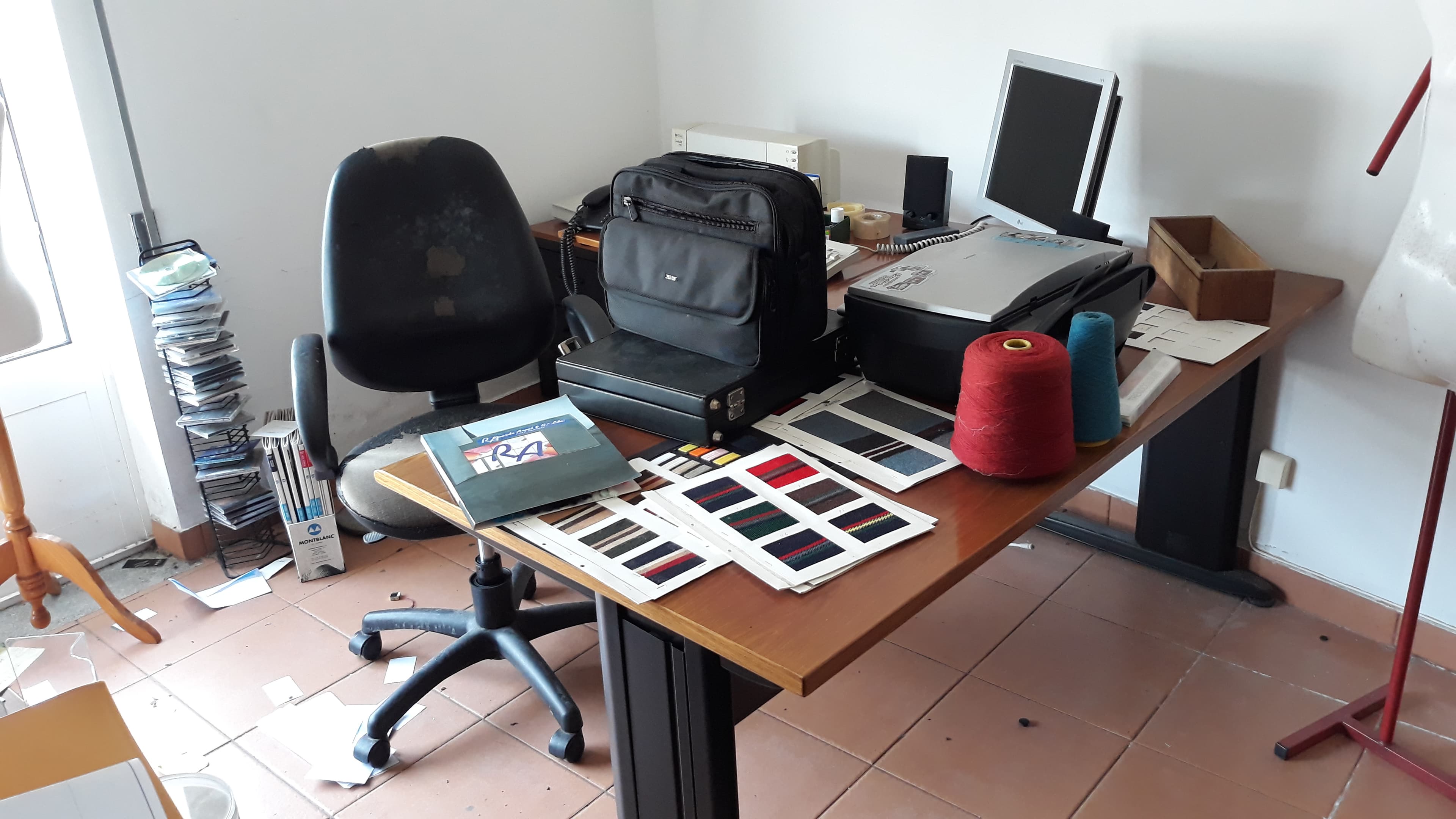 Equipamiento de Oficina