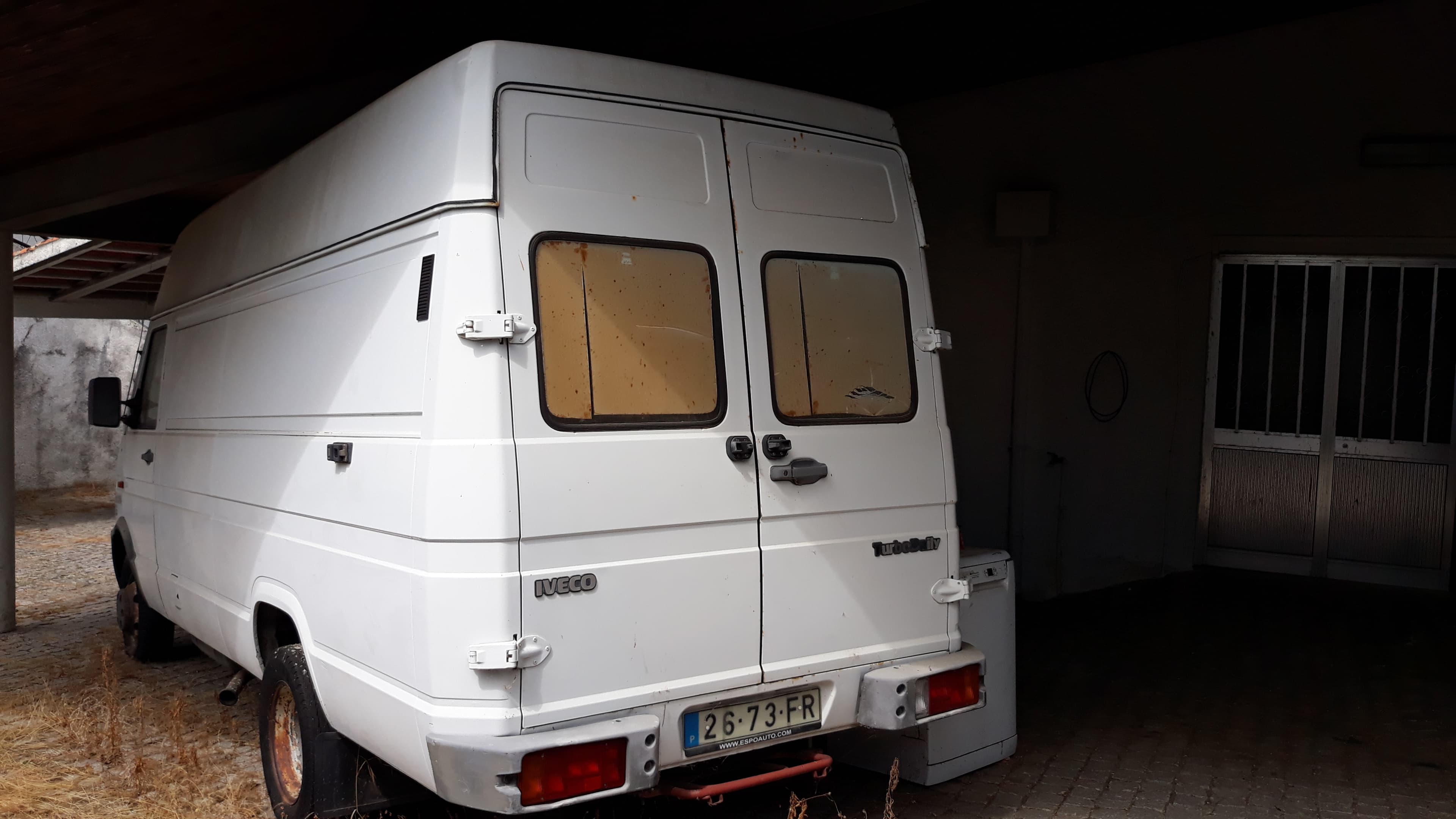 Iveco Turbo Daily 35-12 2.5D · Ano 1995 — imagen 3