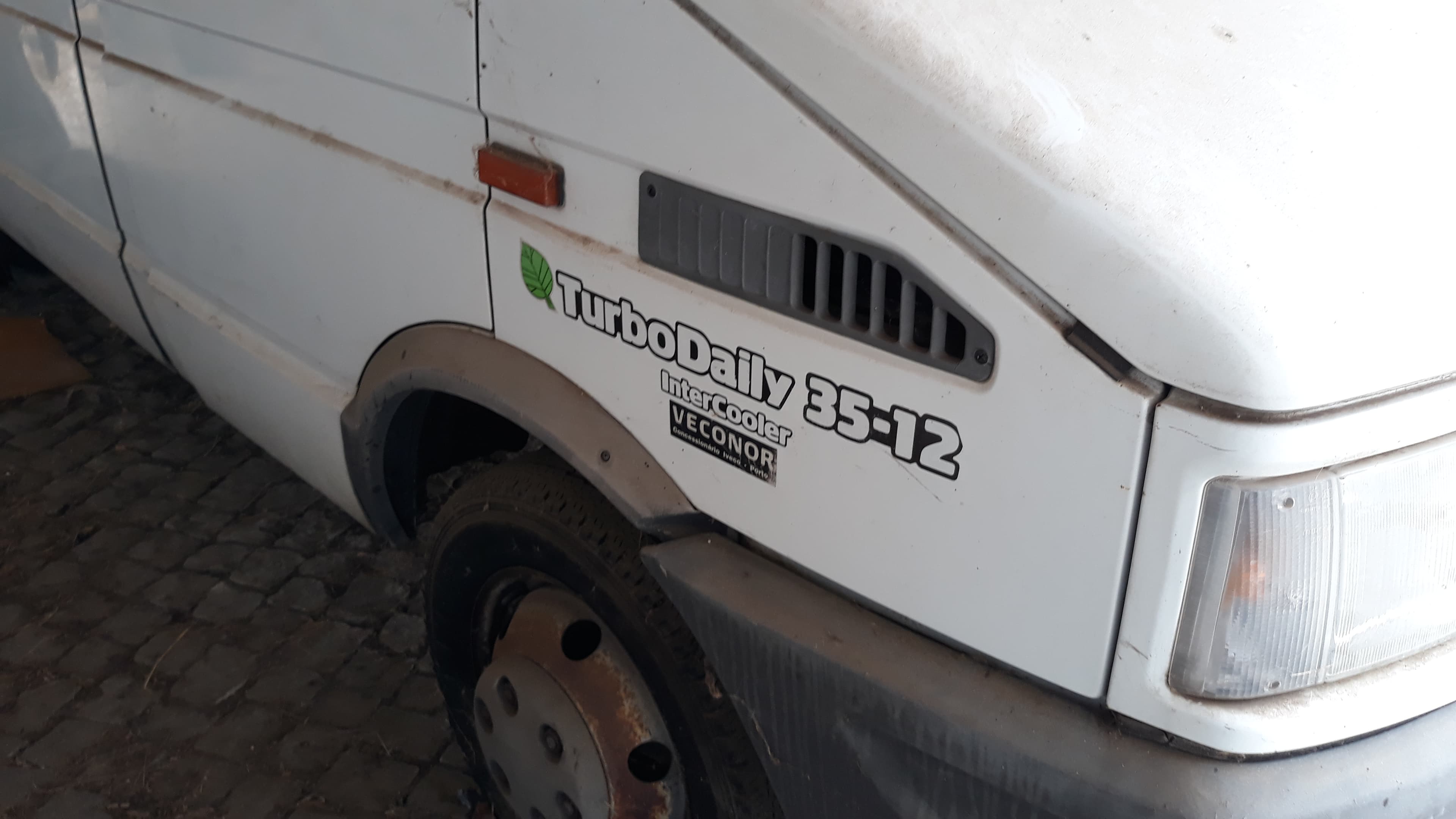 Iveco Turbo Daily 35-12 2.5D · Ano 1995 — imagen 6