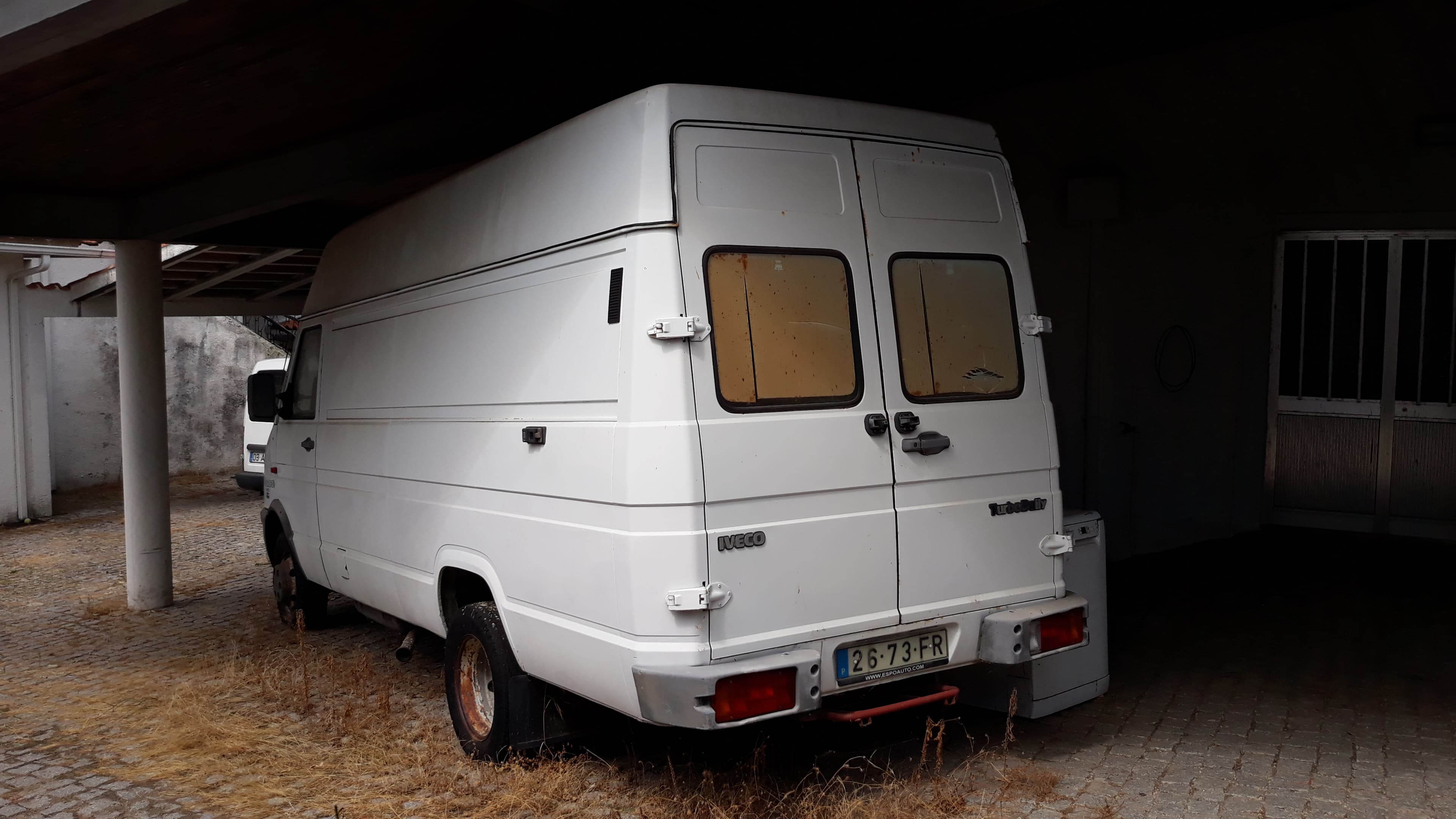 Iveco Turbo Daily 35-12 2.5D · Ano 1995 — imagen 2