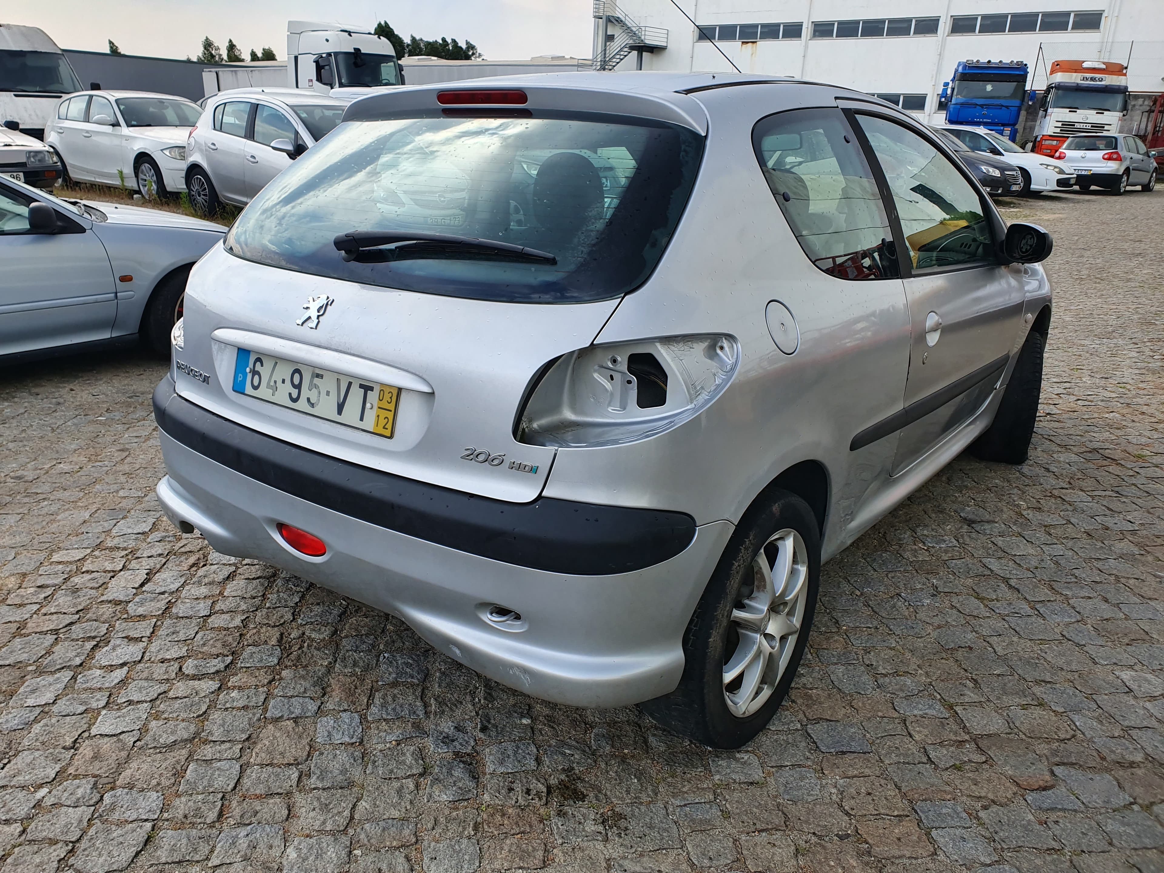 Peugeot 206 1.4 HDI · Ano 2003 — image 6