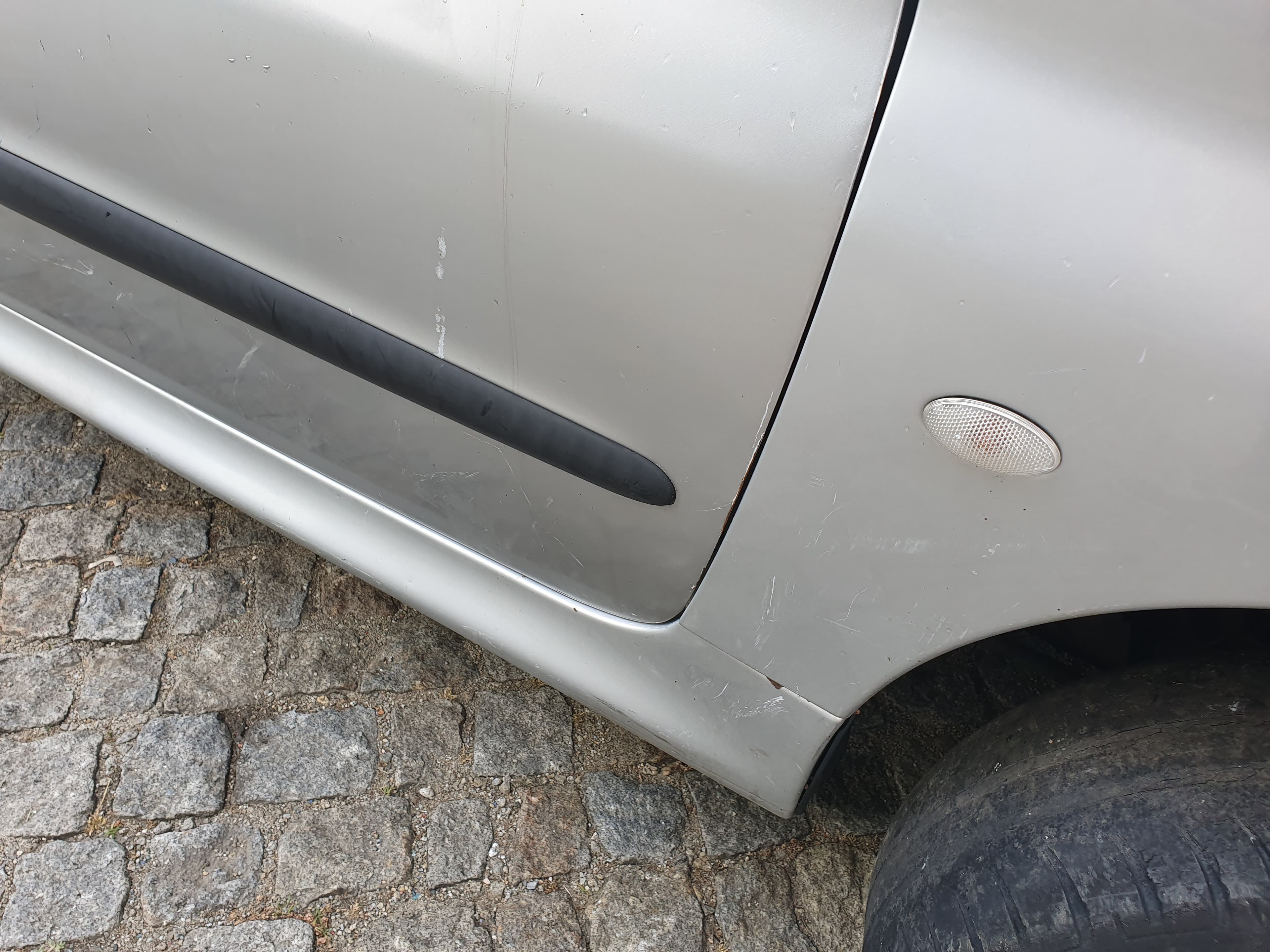Peugeot 206 1.4 HDI · Ano 2003 — image 31