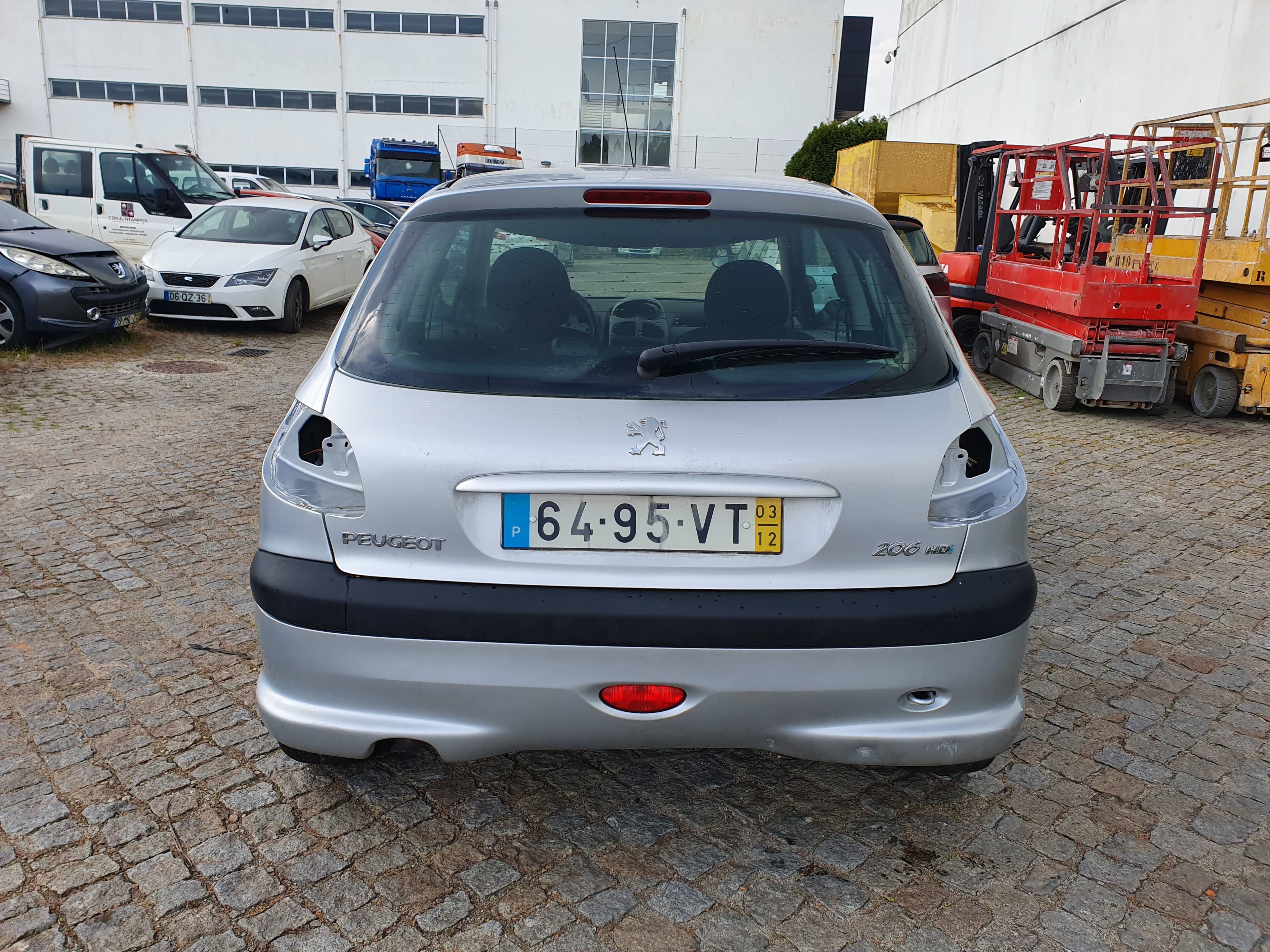 Peugeot 206 1.4 HDI · Ano 2003 — image 5