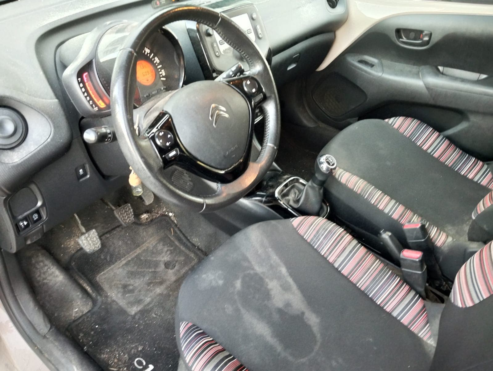 Citroën C1 · Ano 2020 — image 18