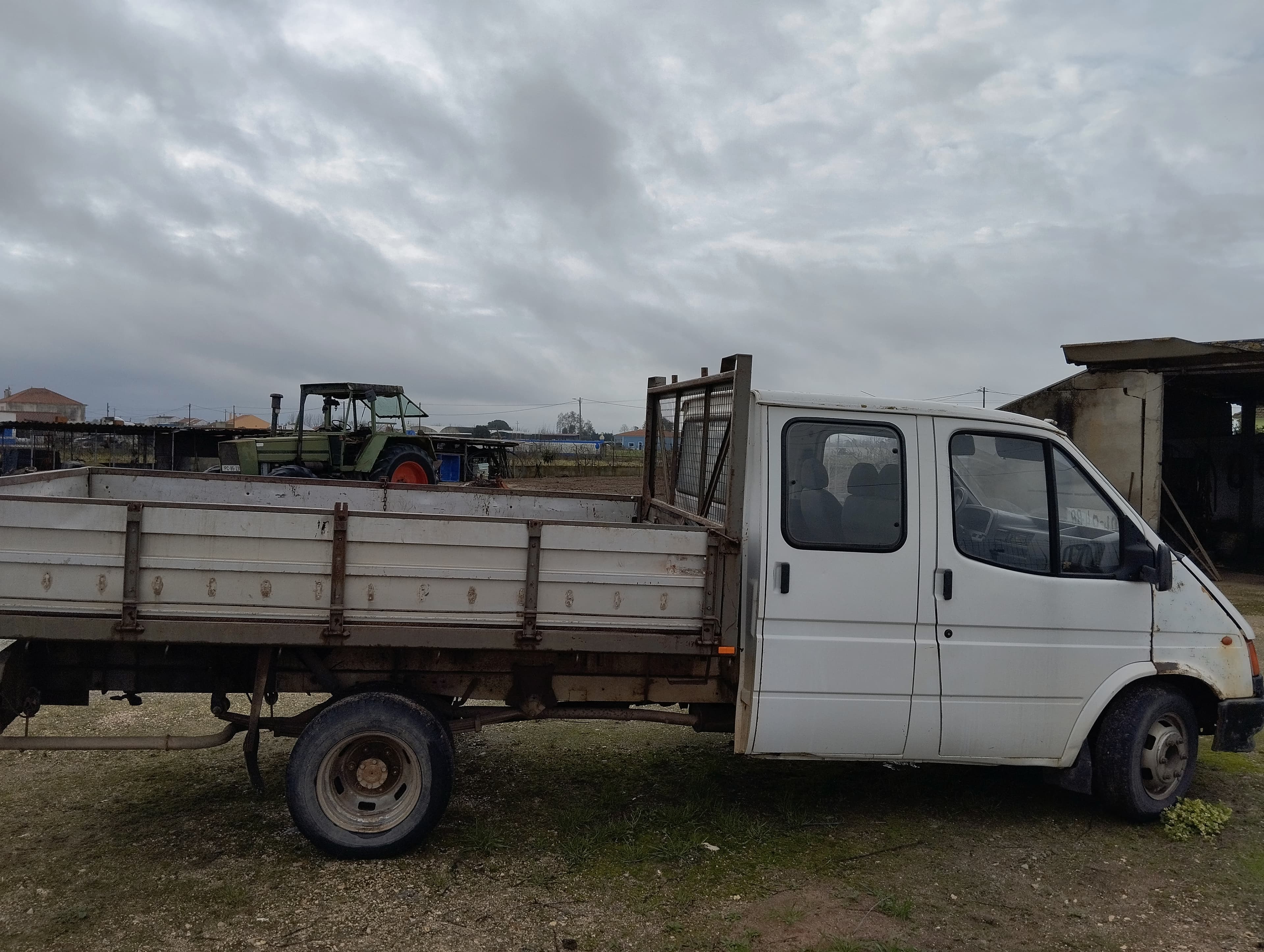 Ford Transit — imagen 4