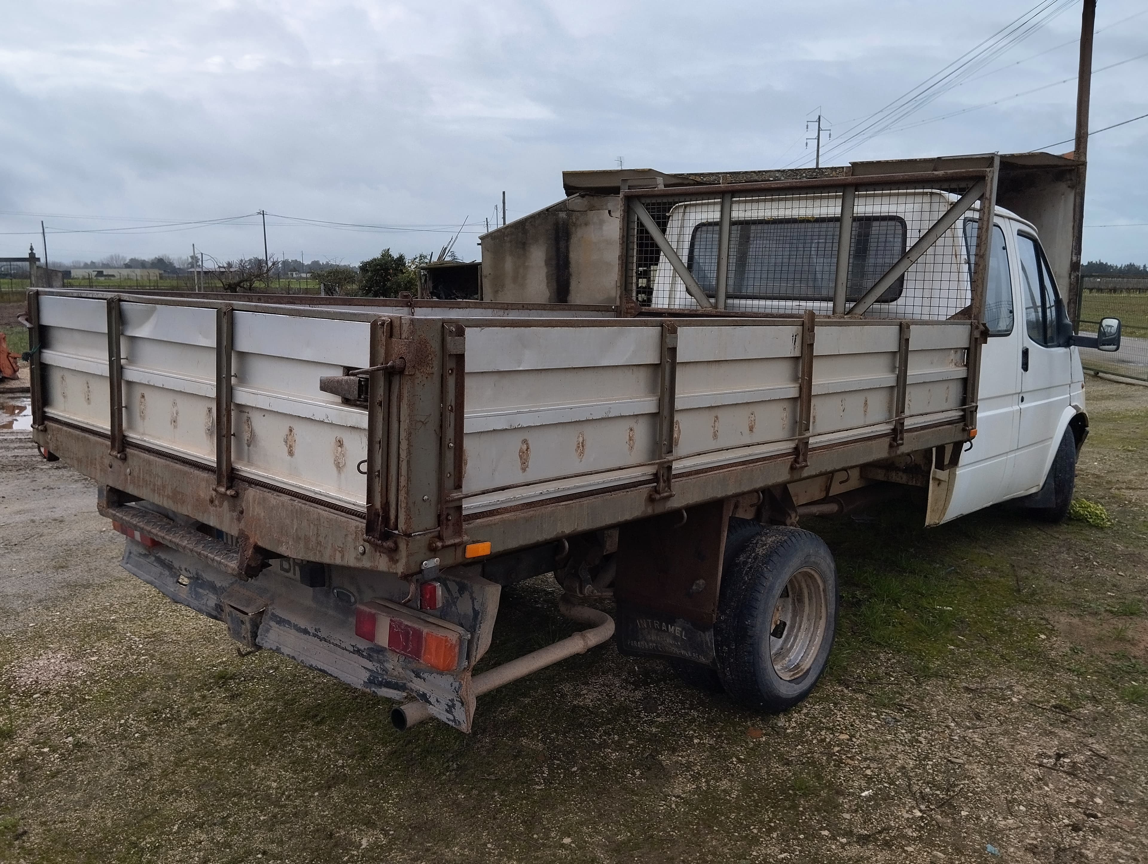 Ford Transit — imagen 6
