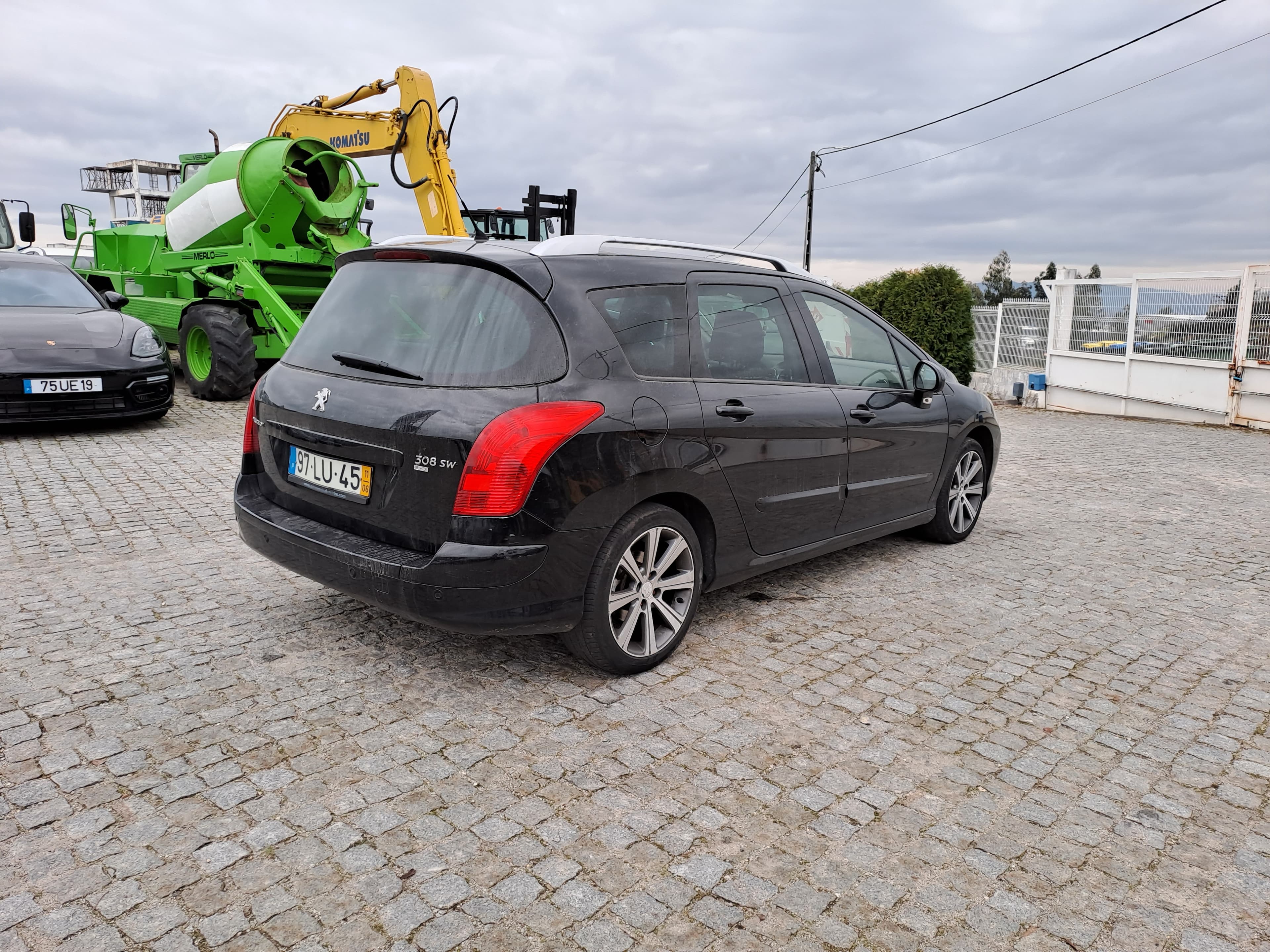 Peugeot 308 1.6 HDI  · Ano 2011 — image 5