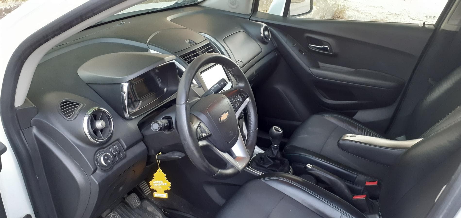 Chevrolet Trax — image 11