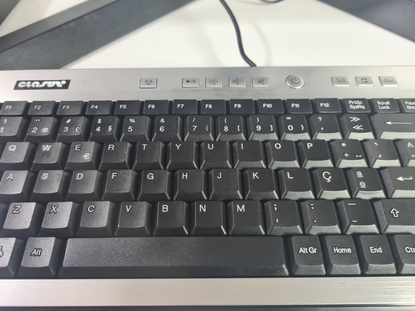 Computador Dell Optiplex 3050 — image 13