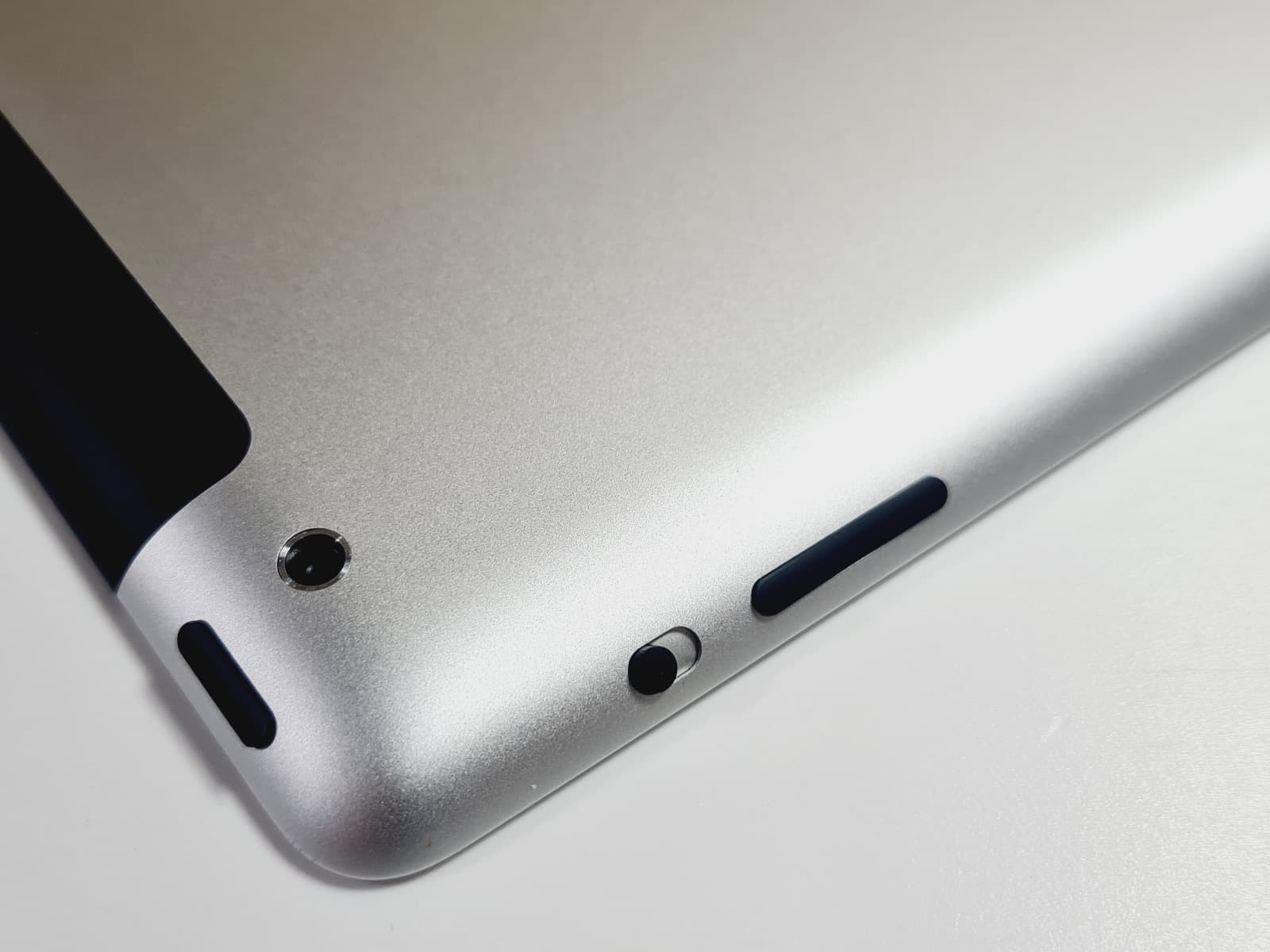 Apple iPad 2 Wi-Fi + 3G — image 5