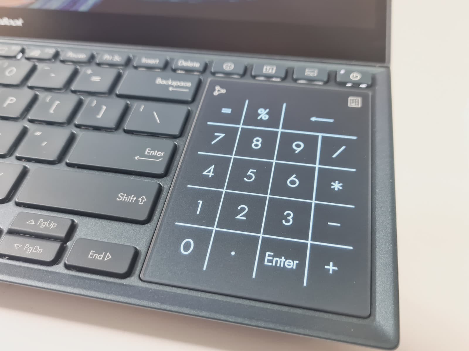 Portátil Asus ZenBook Pro Duo — image 14