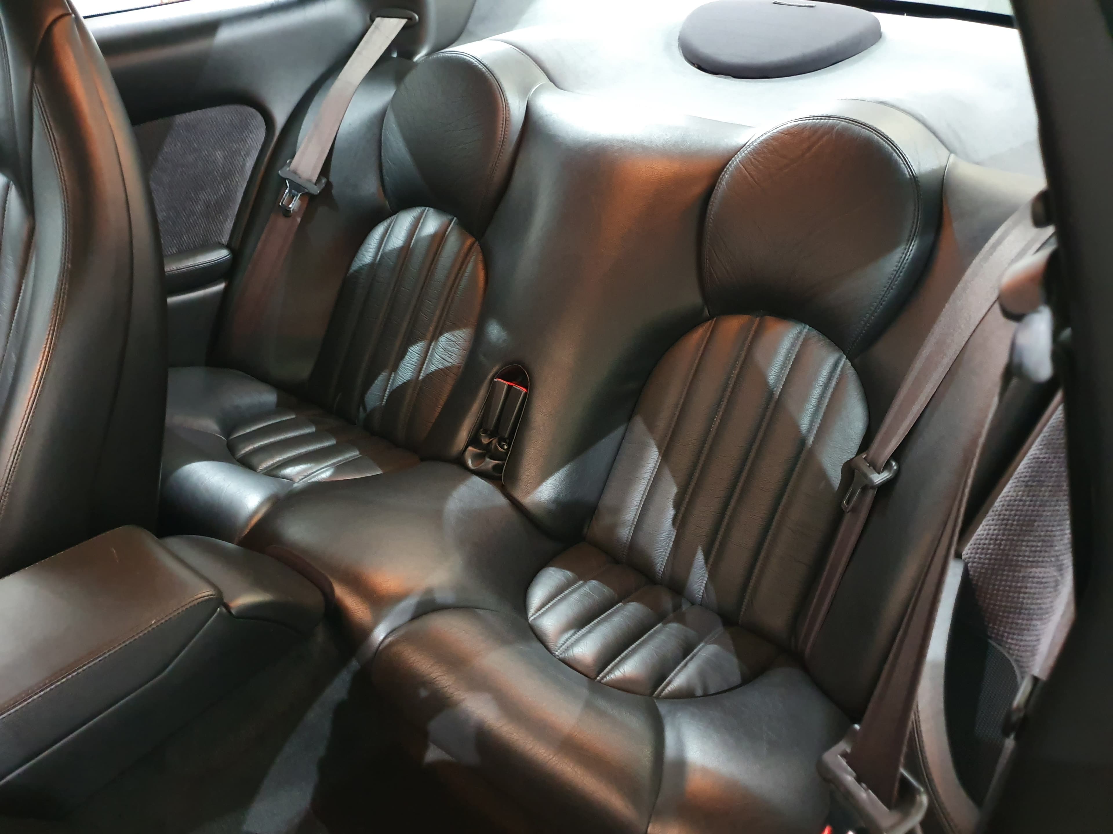 Jaguar XK8 Coupé · Ano 1997 — image 24