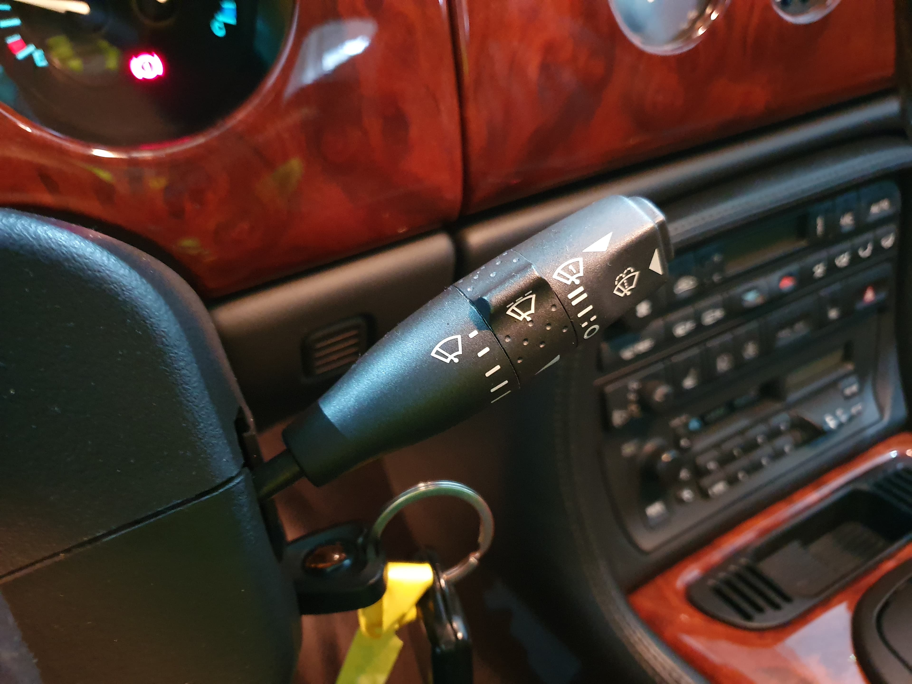 Jaguar XK8 Coupé · Ano 1997 — image 32